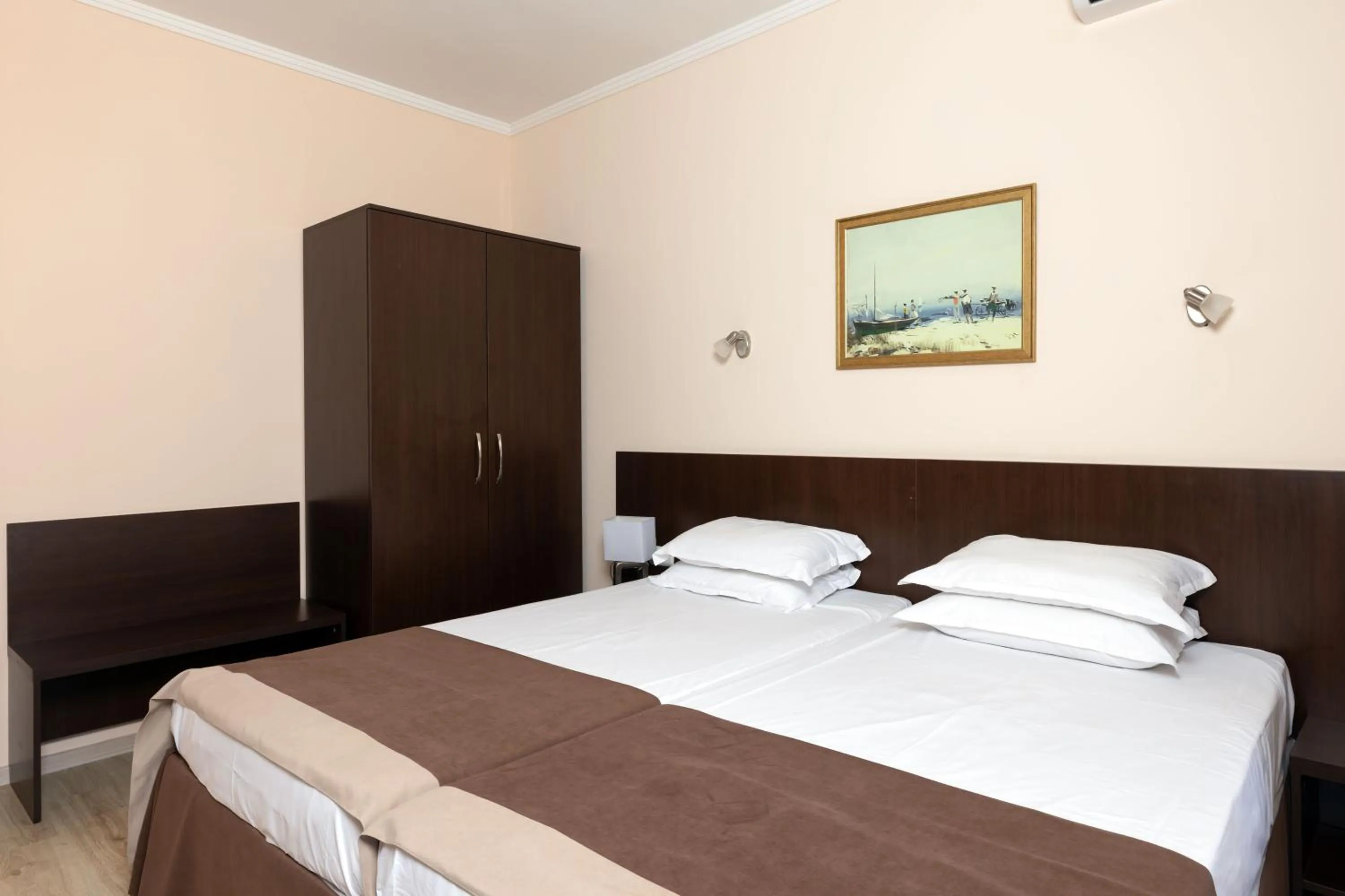 Bedroom, Bed in Rome Palace Deluxe - All Inclusive Premium