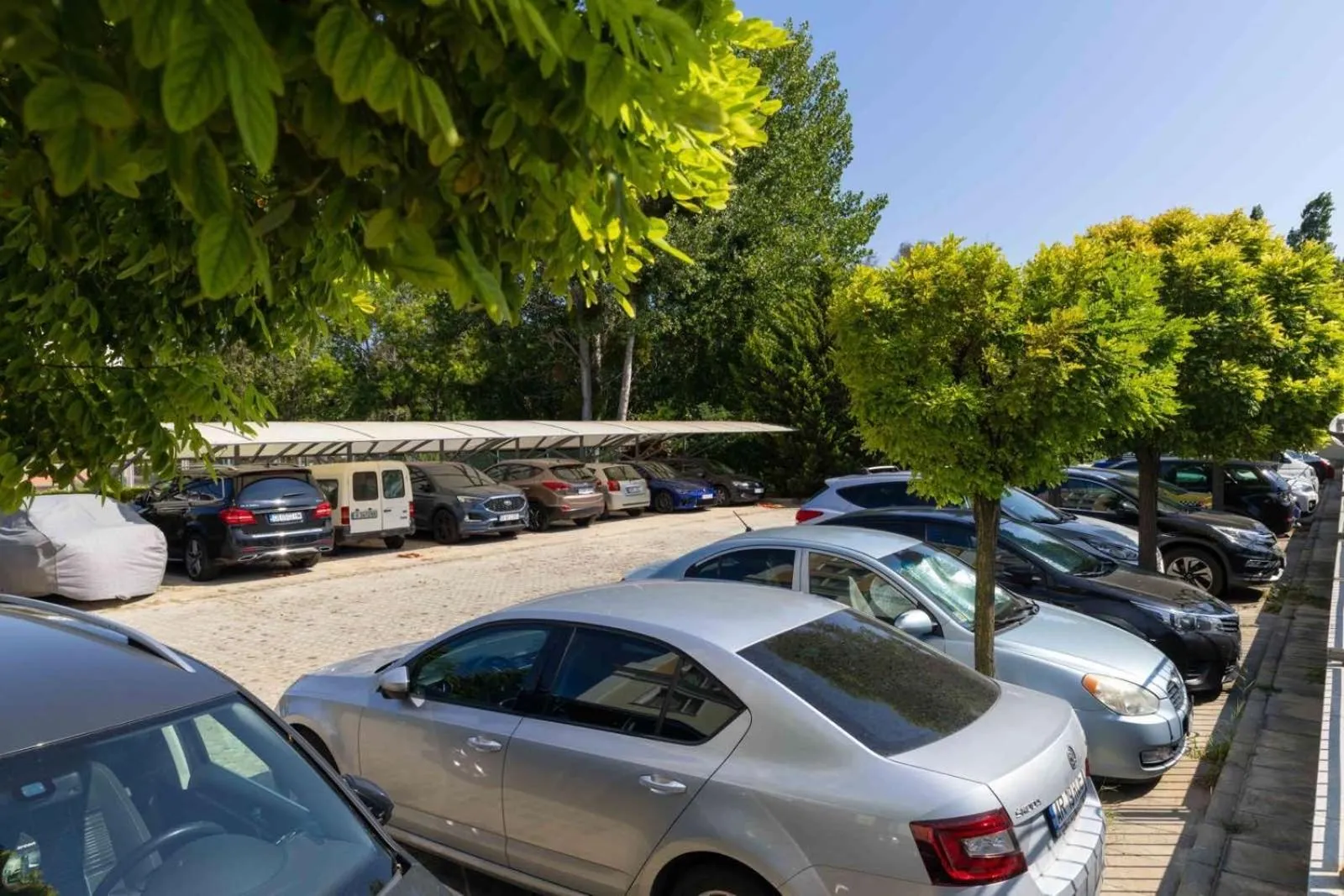 Parking in Rome Palace Deluxe - All Inclusive Premium