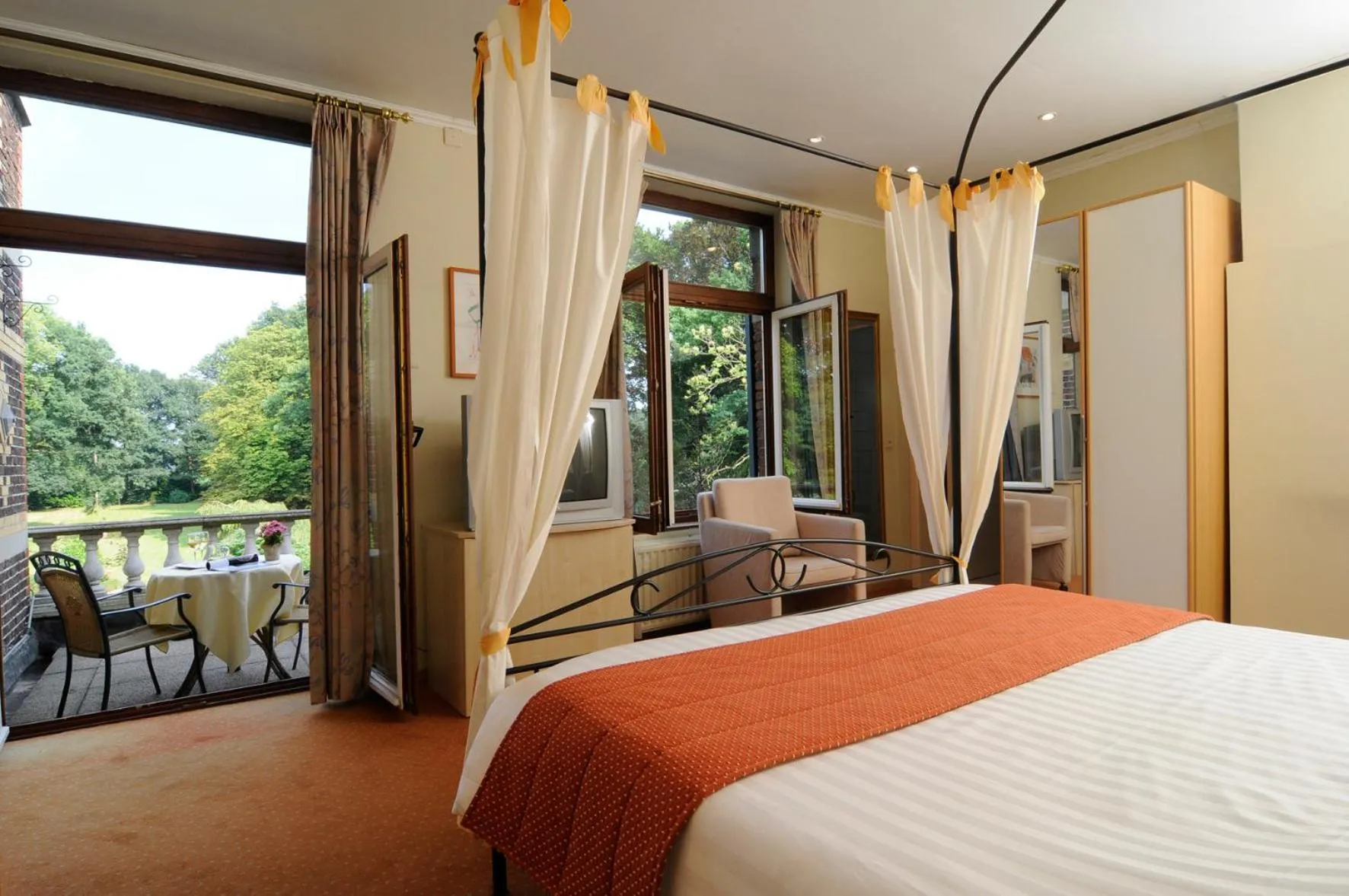 Bed in Kasteel Wurfeld