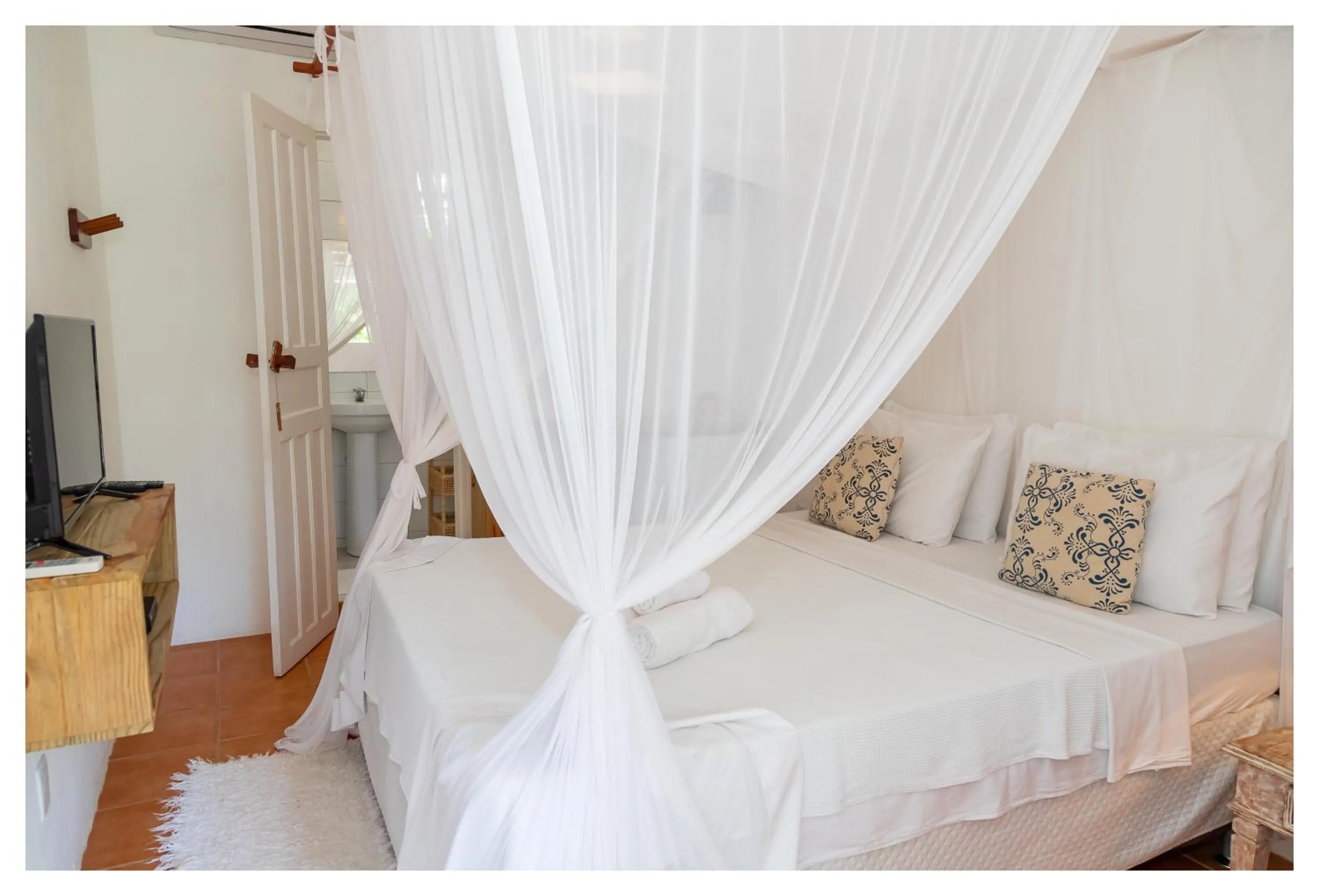 Photo of the whole room, Bed in Pousada Mar Azul