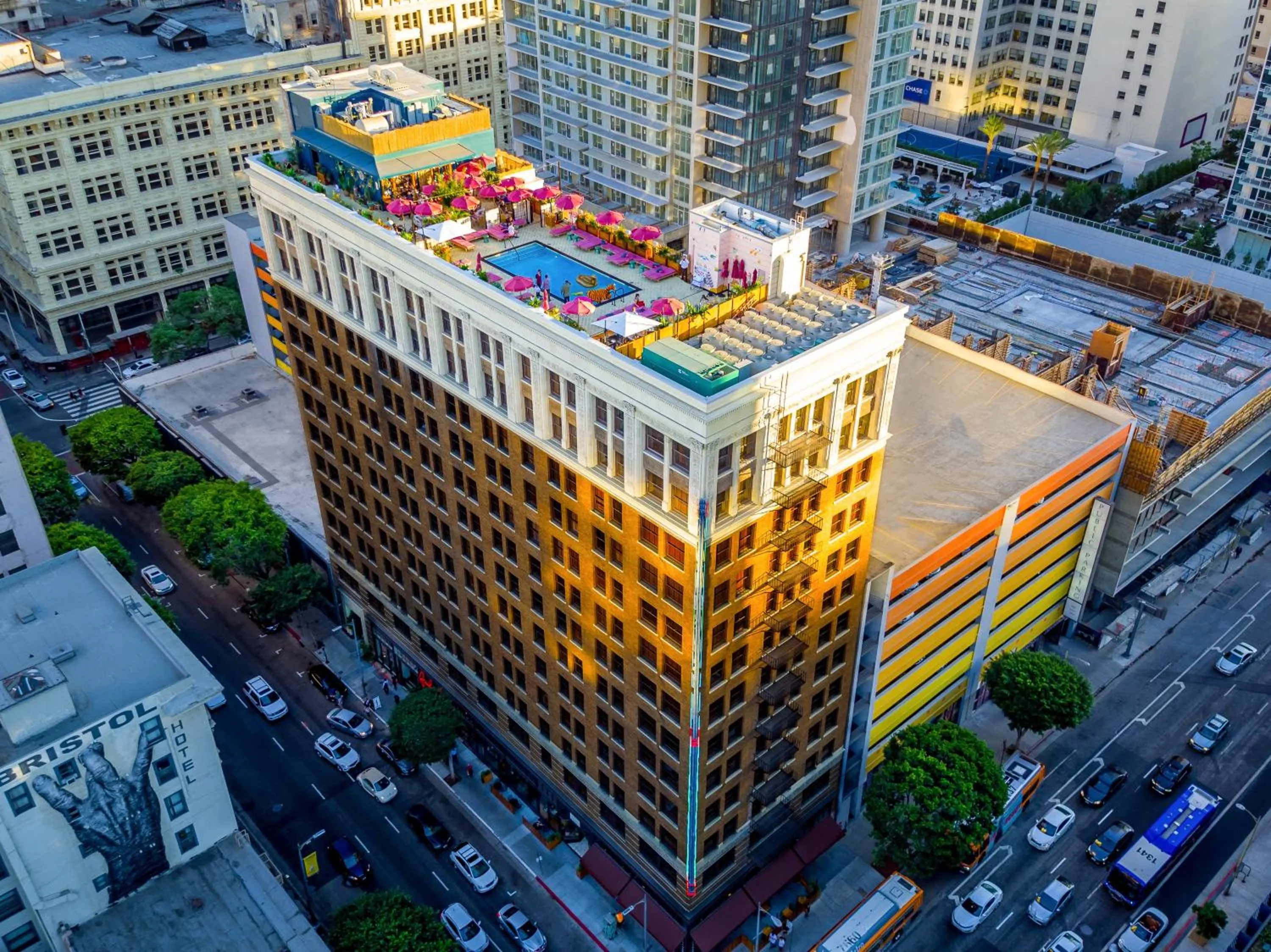 Property building in Freehand Los Angeles