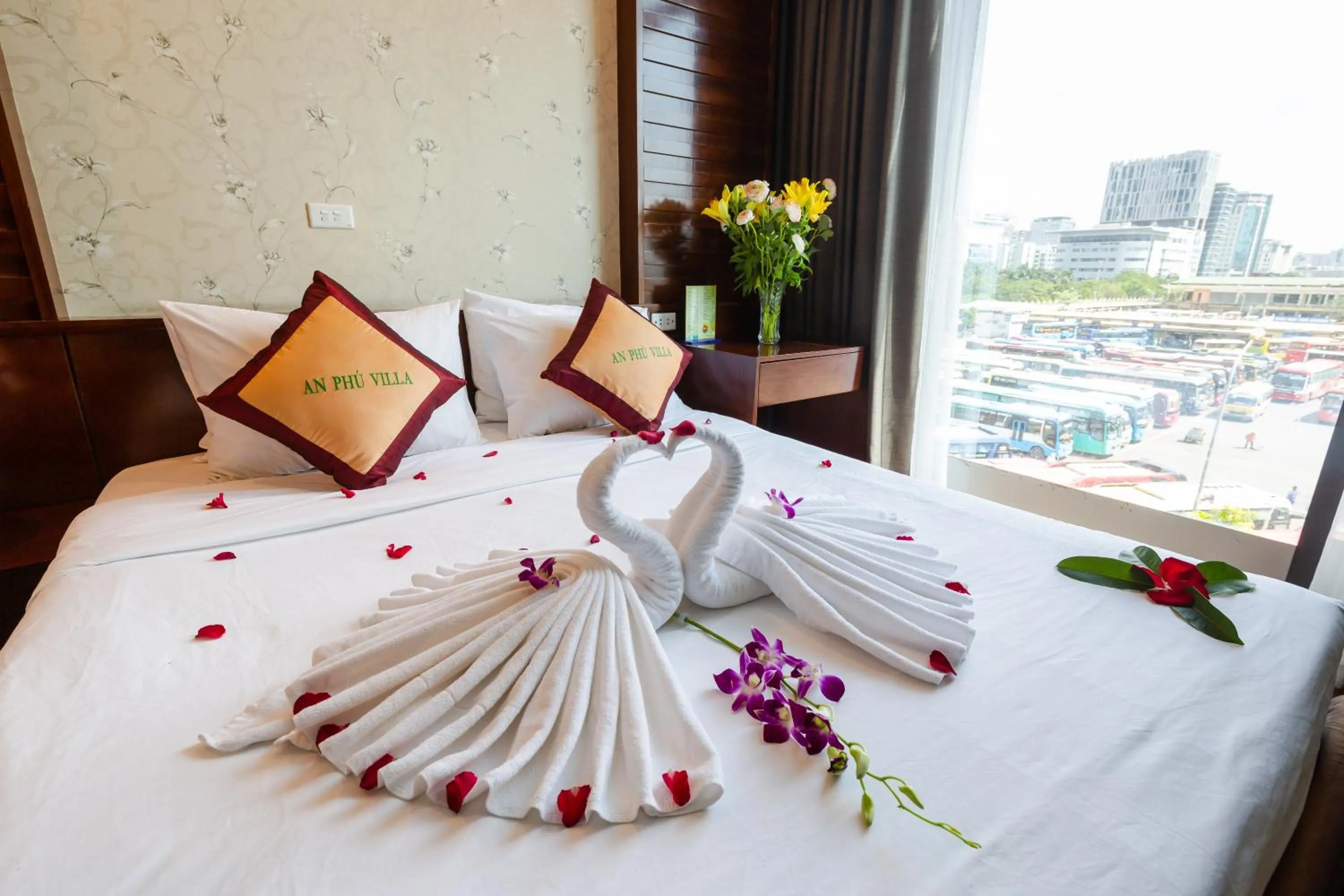 Bed in An Phú Hà Nội Hotel & Spa - Mỹ Đình