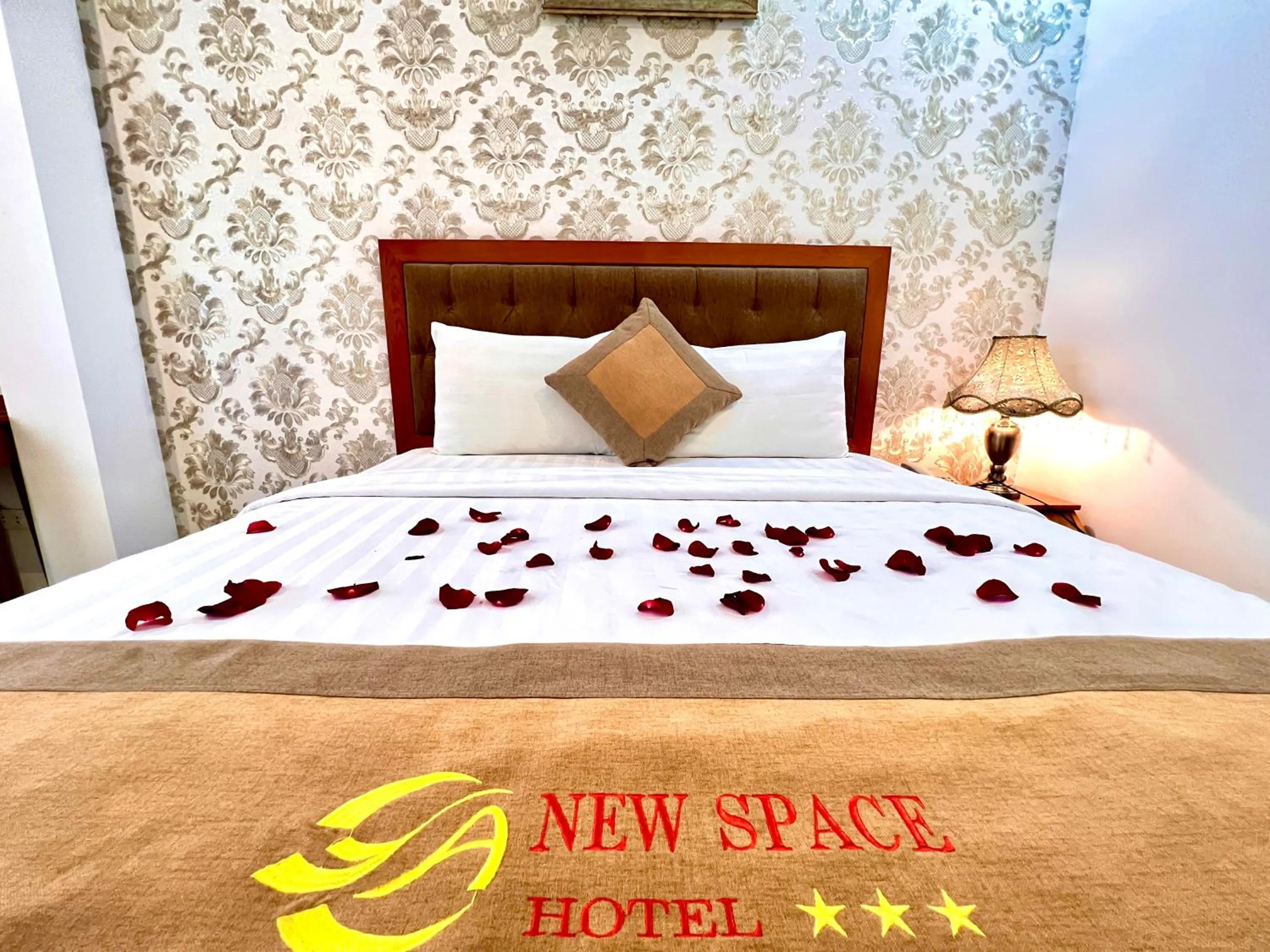Bed in New Space Hotel Airport