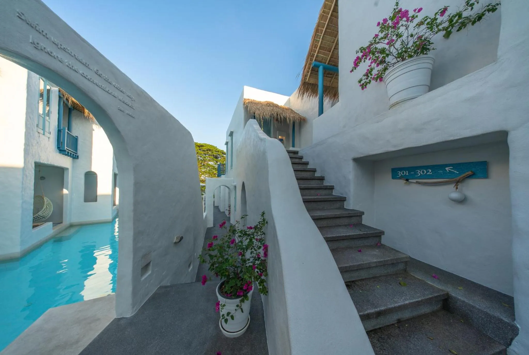 Facade/entrance in Resort de Paskani