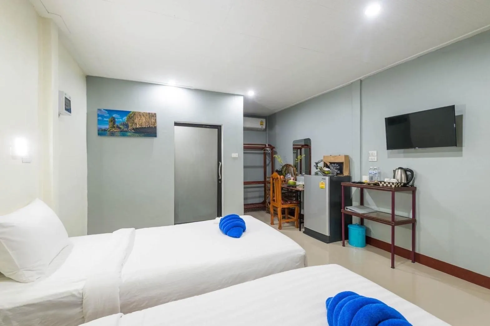 Bed in Klongdao Sunset Villa