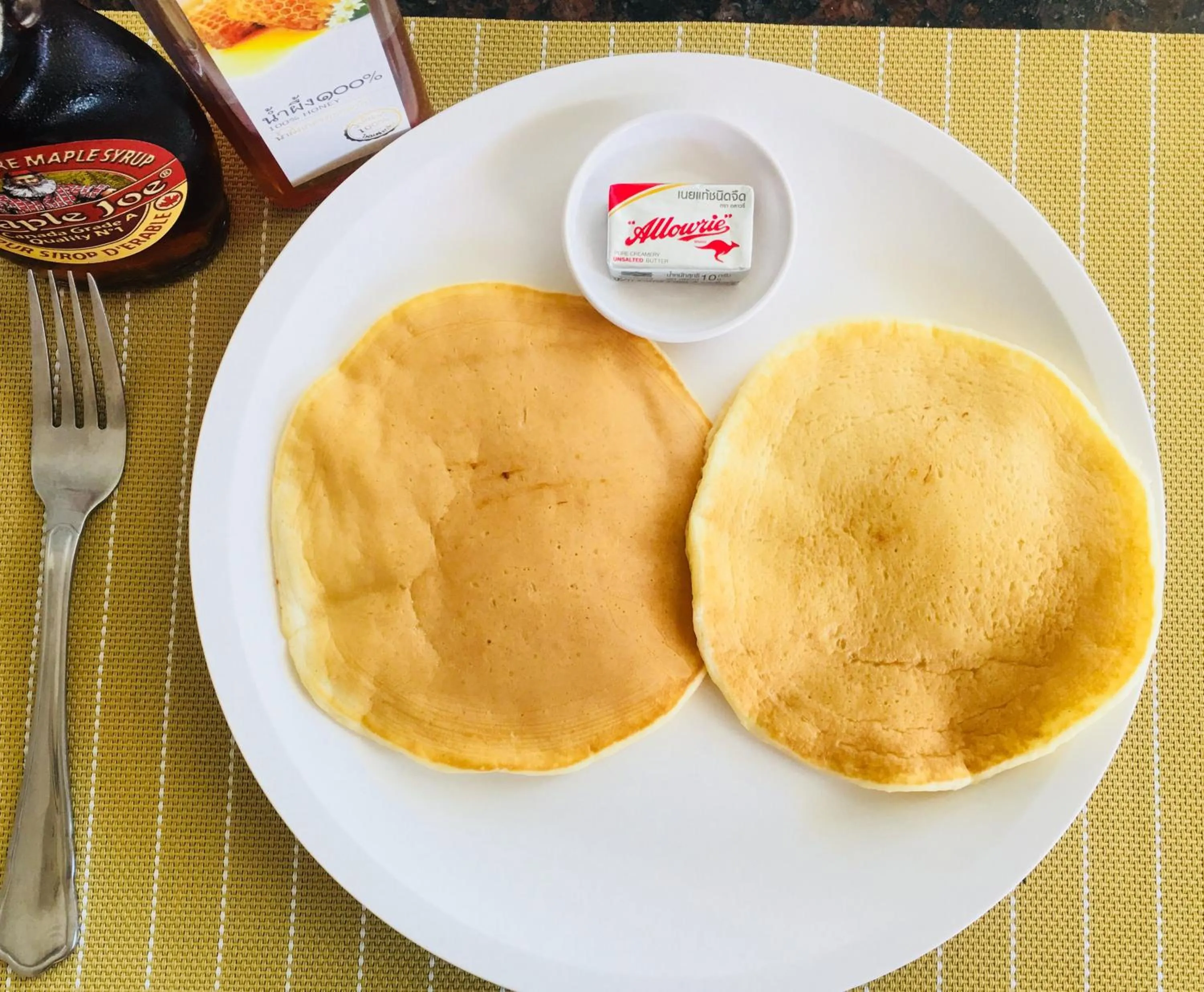American breakfast in Kavil Guesthouse