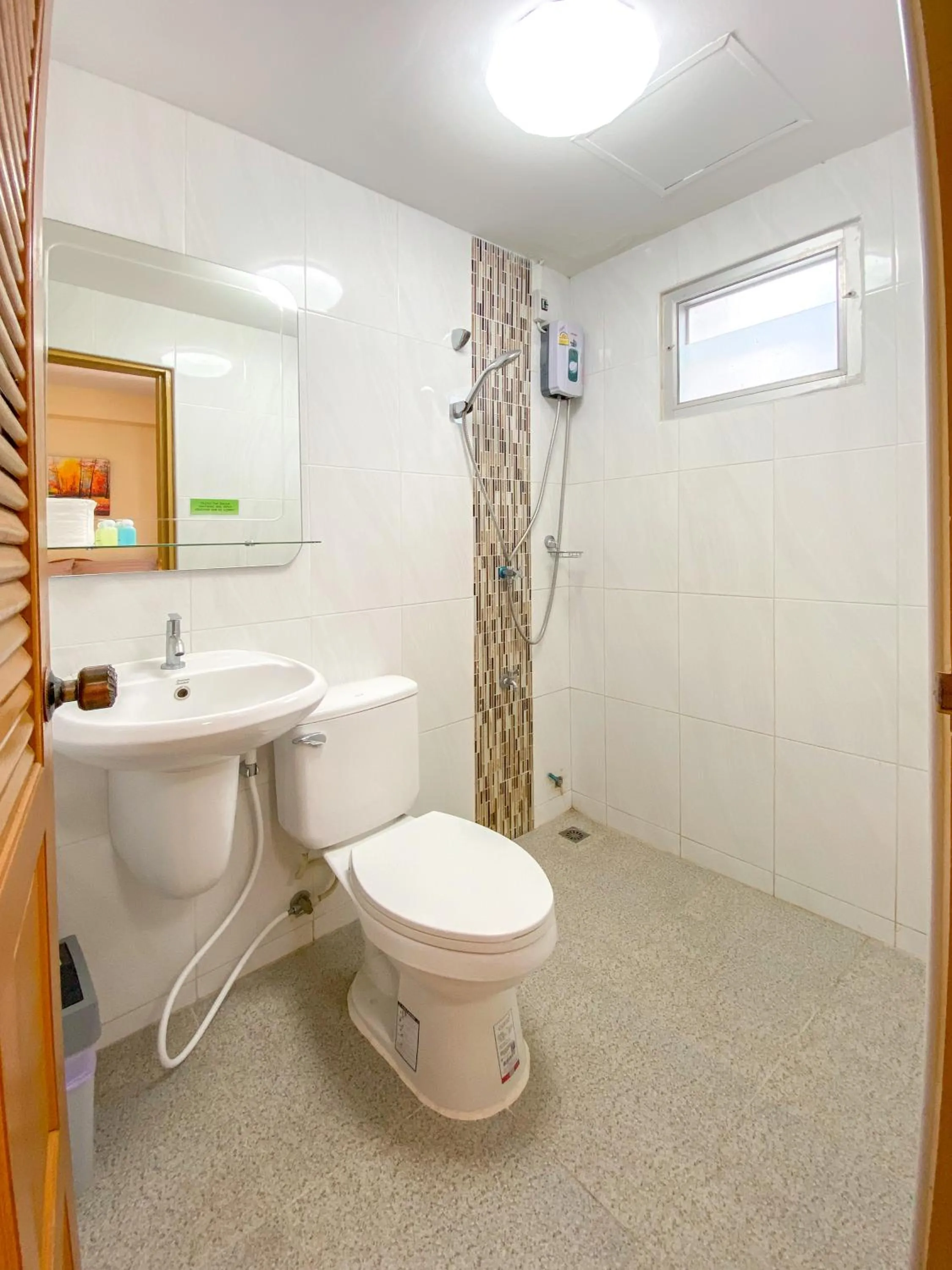 Shower in Kavil Guesthouse