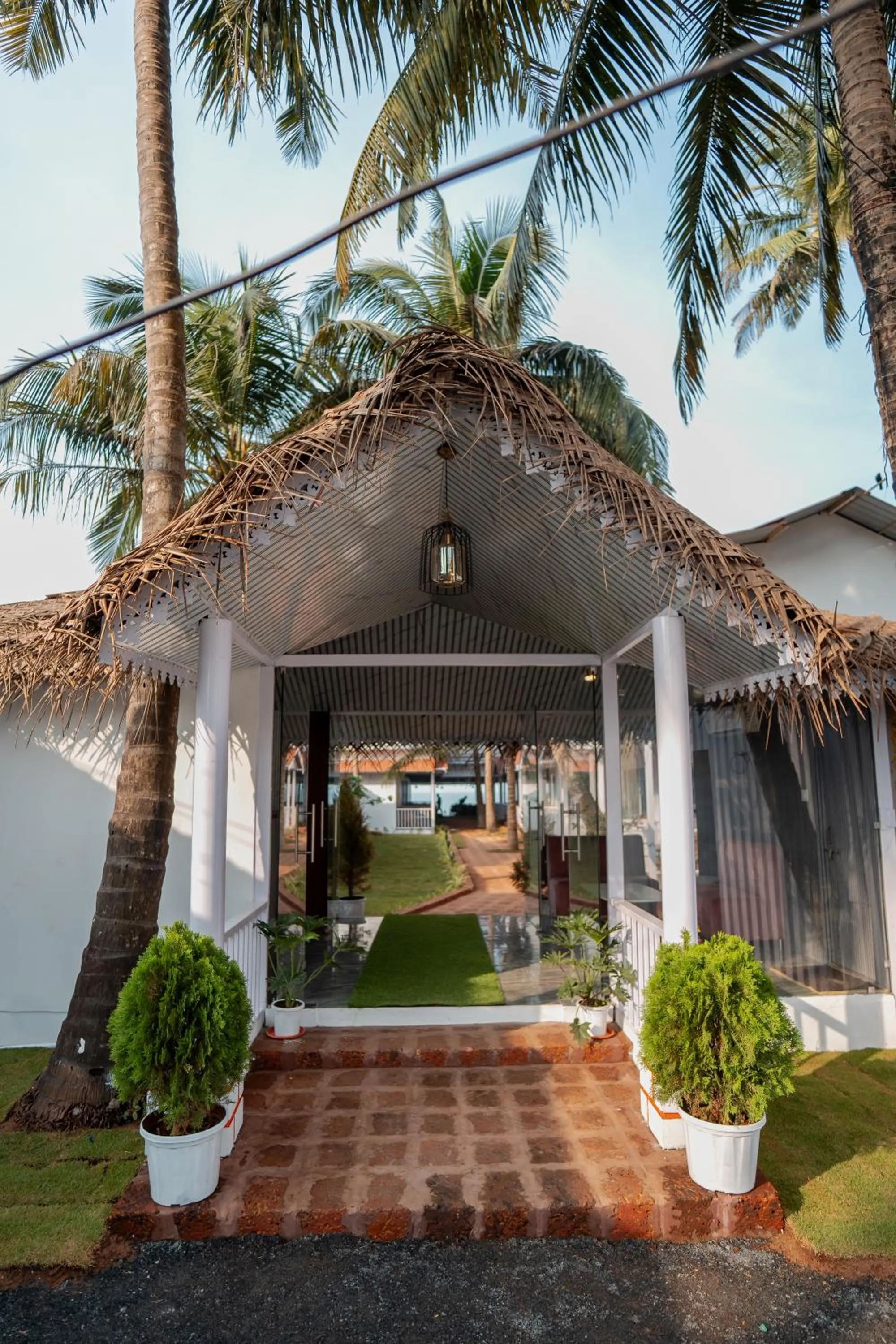 Facade/entrance in Soulmate Beach Resort