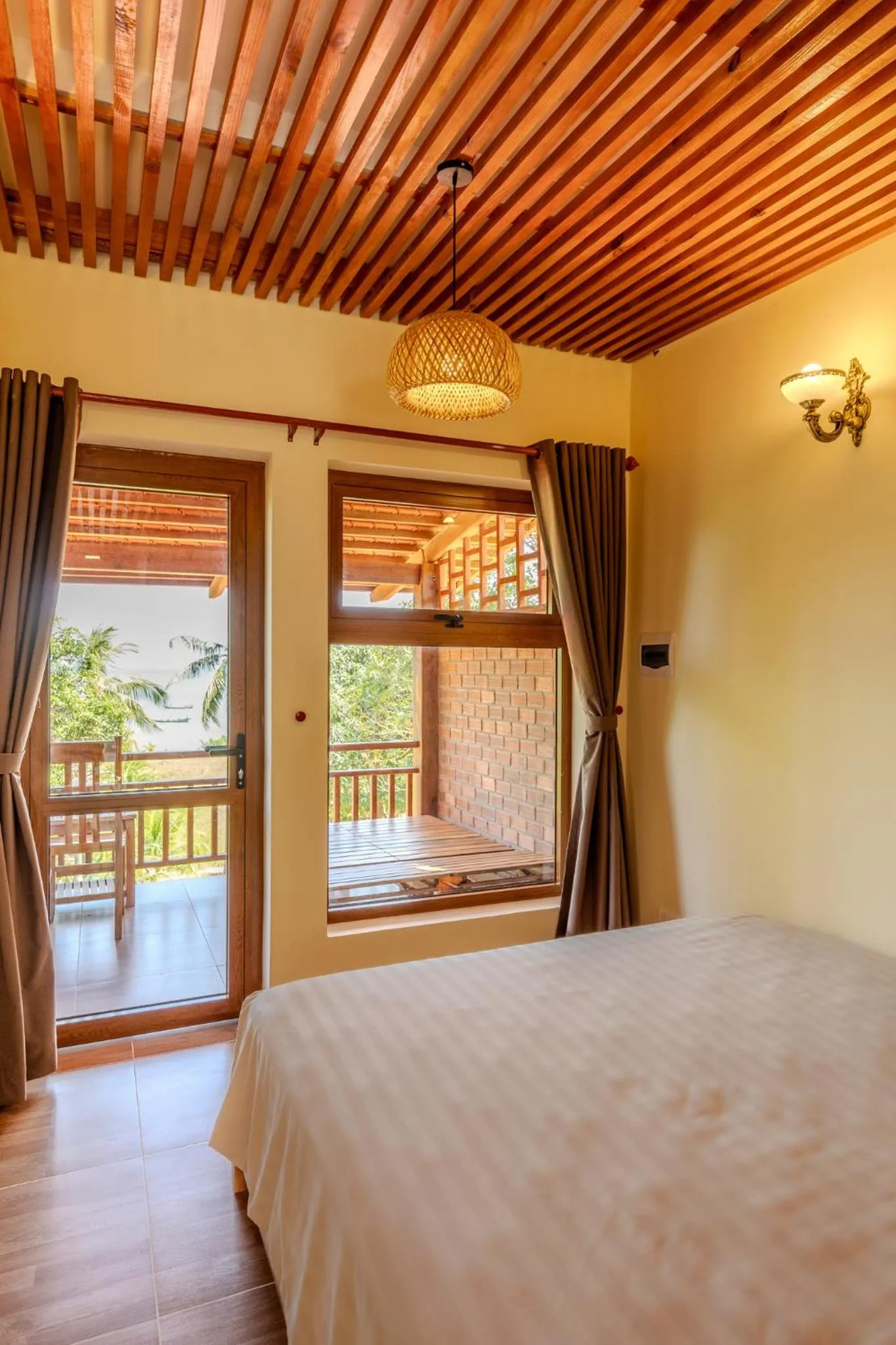 Bed in Mango Beach Resort