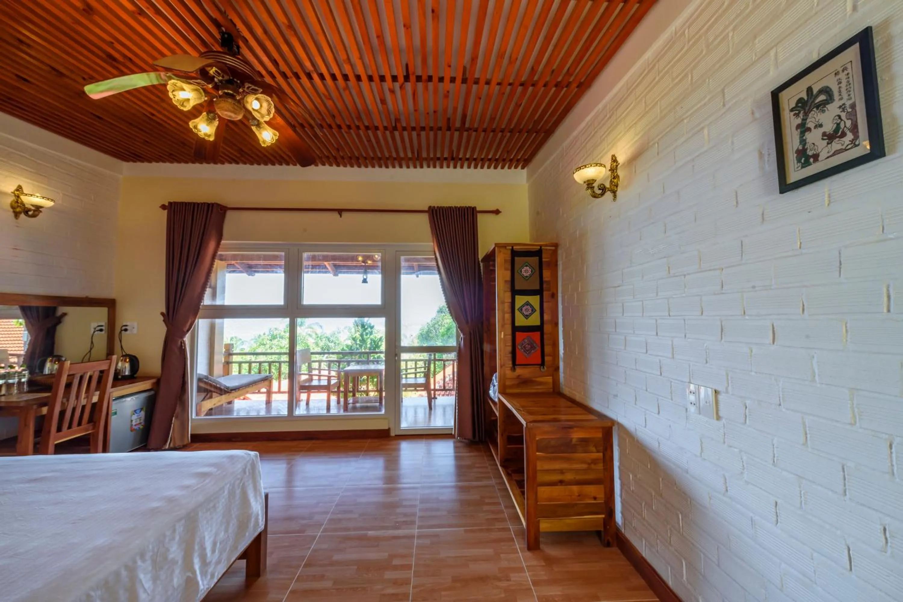 Bedroom, Bed in Mango Beach Resort