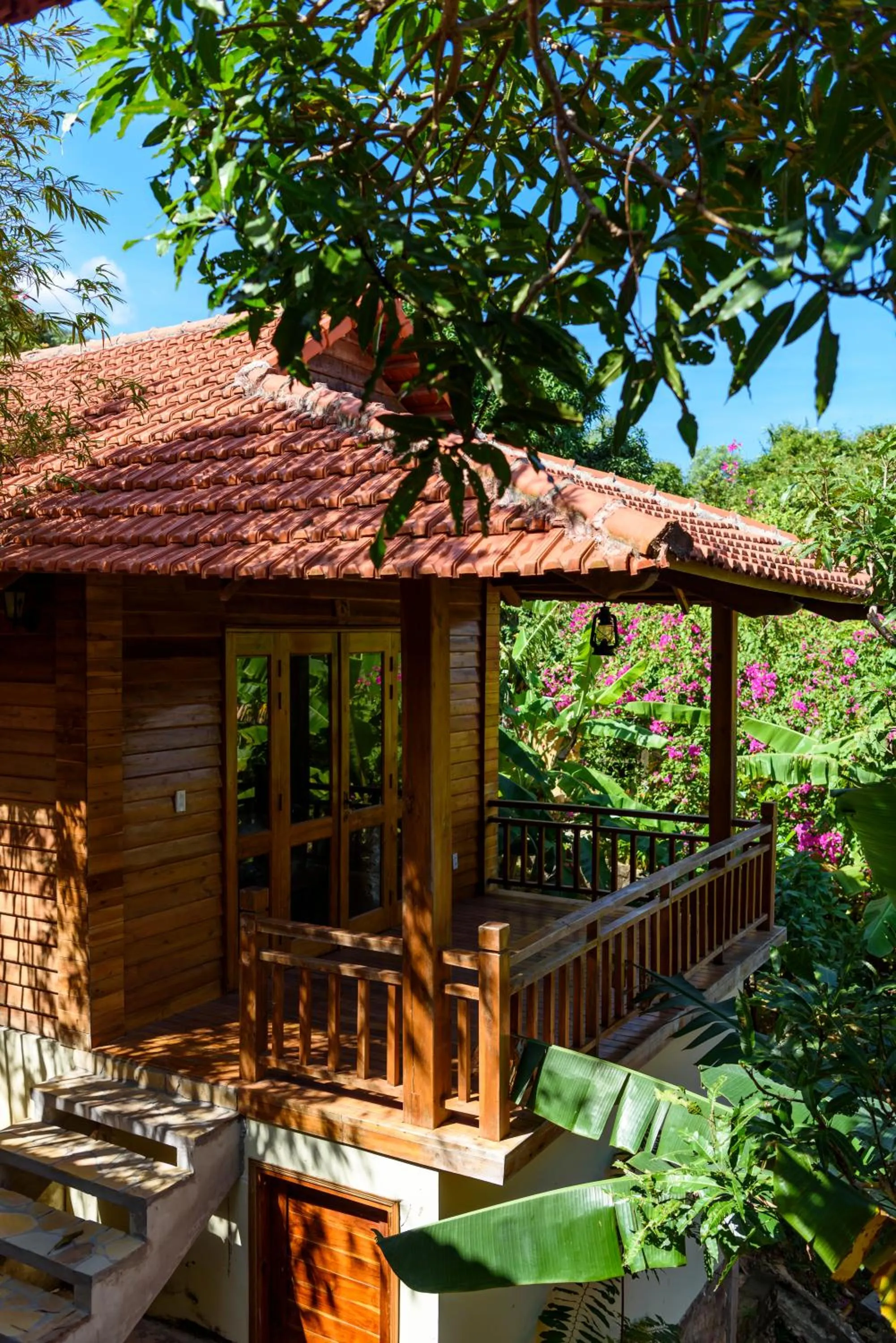 Property building in Mango Beach Resort