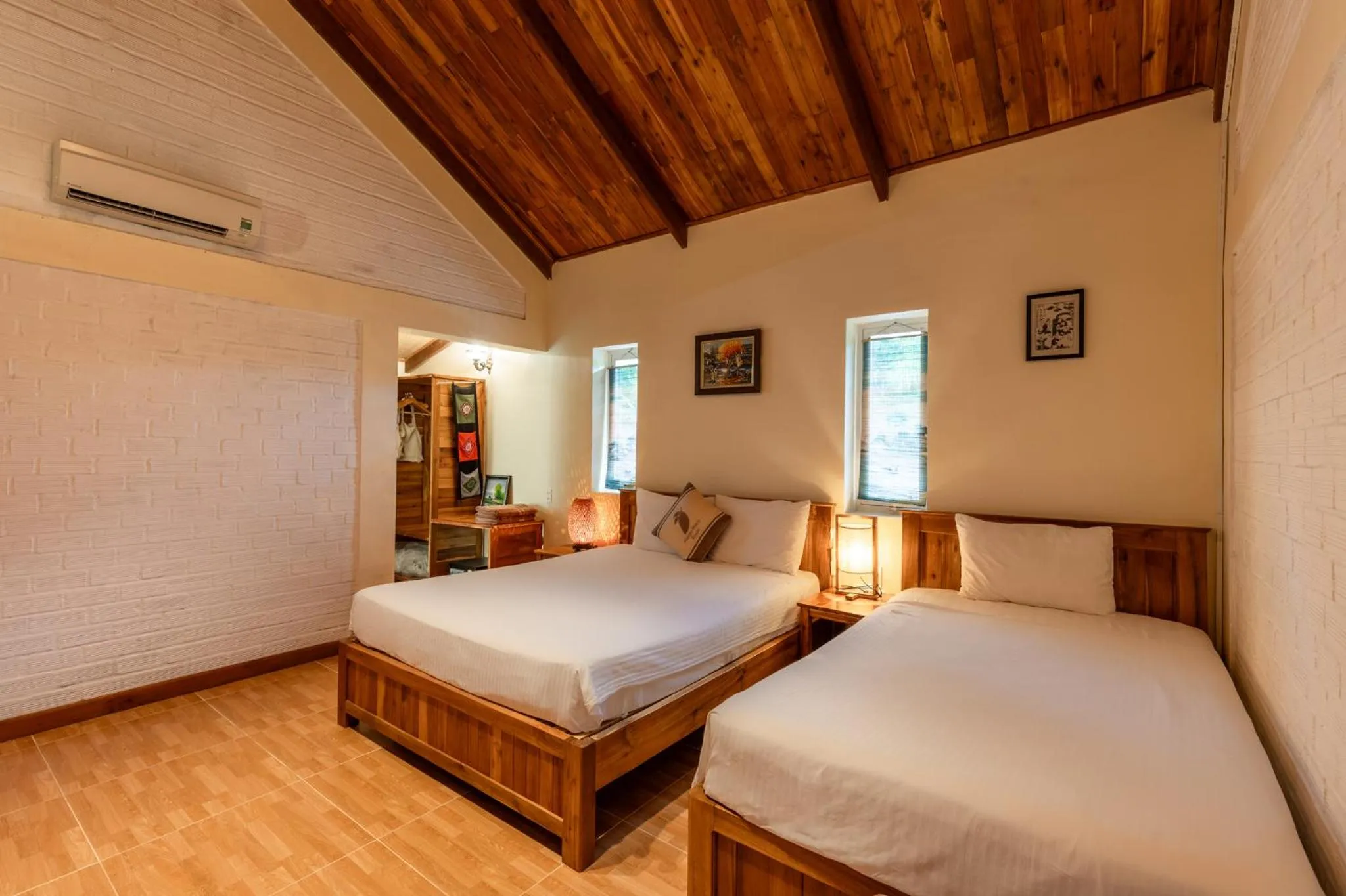 Bed in Mango Beach Resort