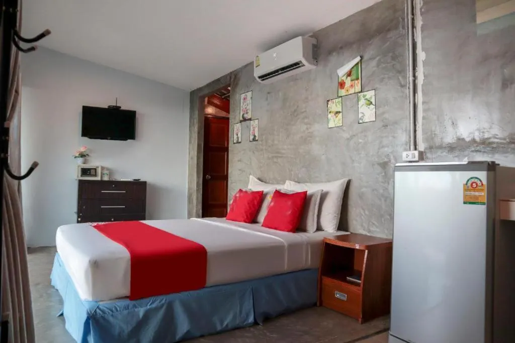 Bed in Chom Dao Resort