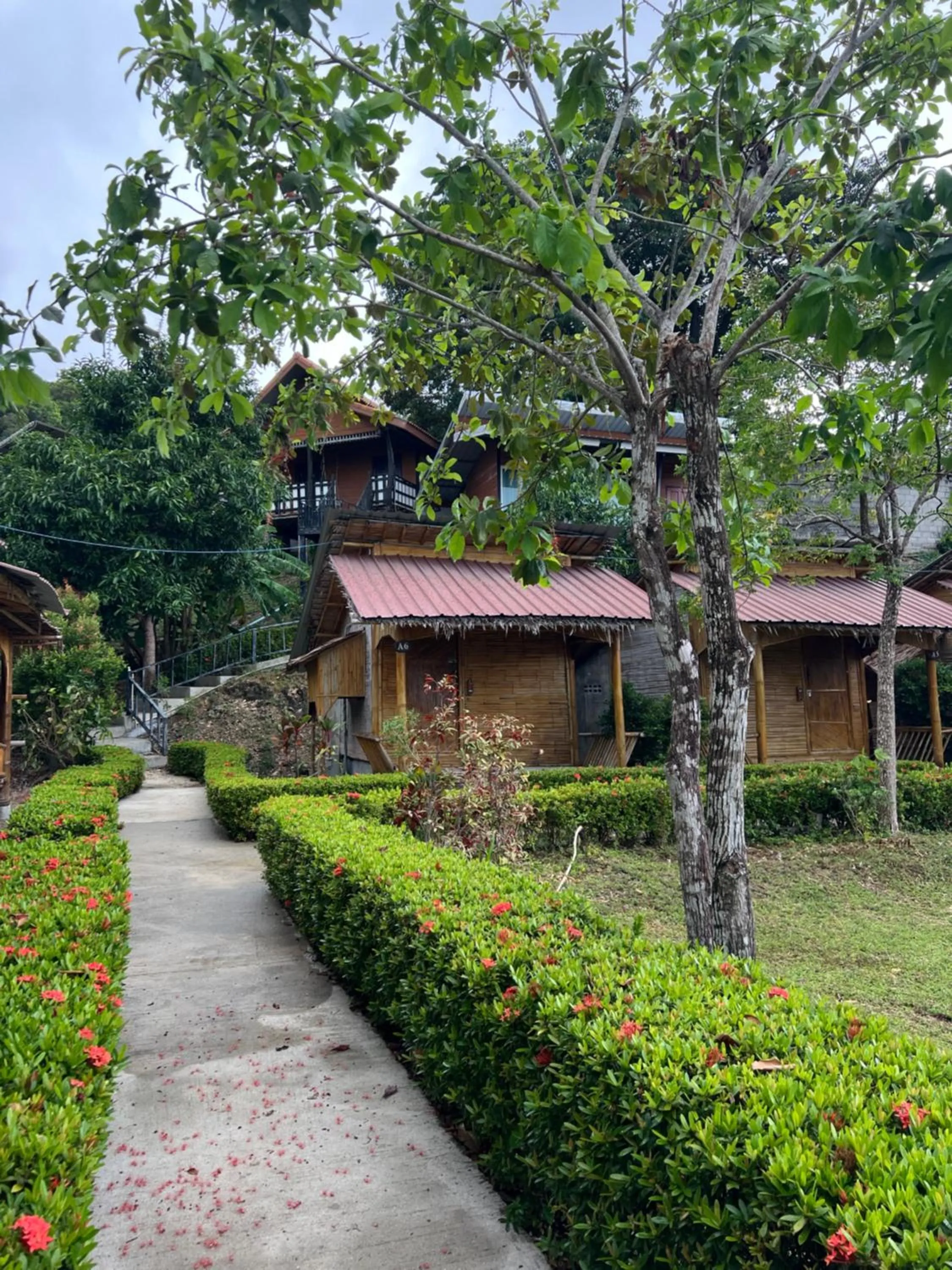 Chom Dao Resort