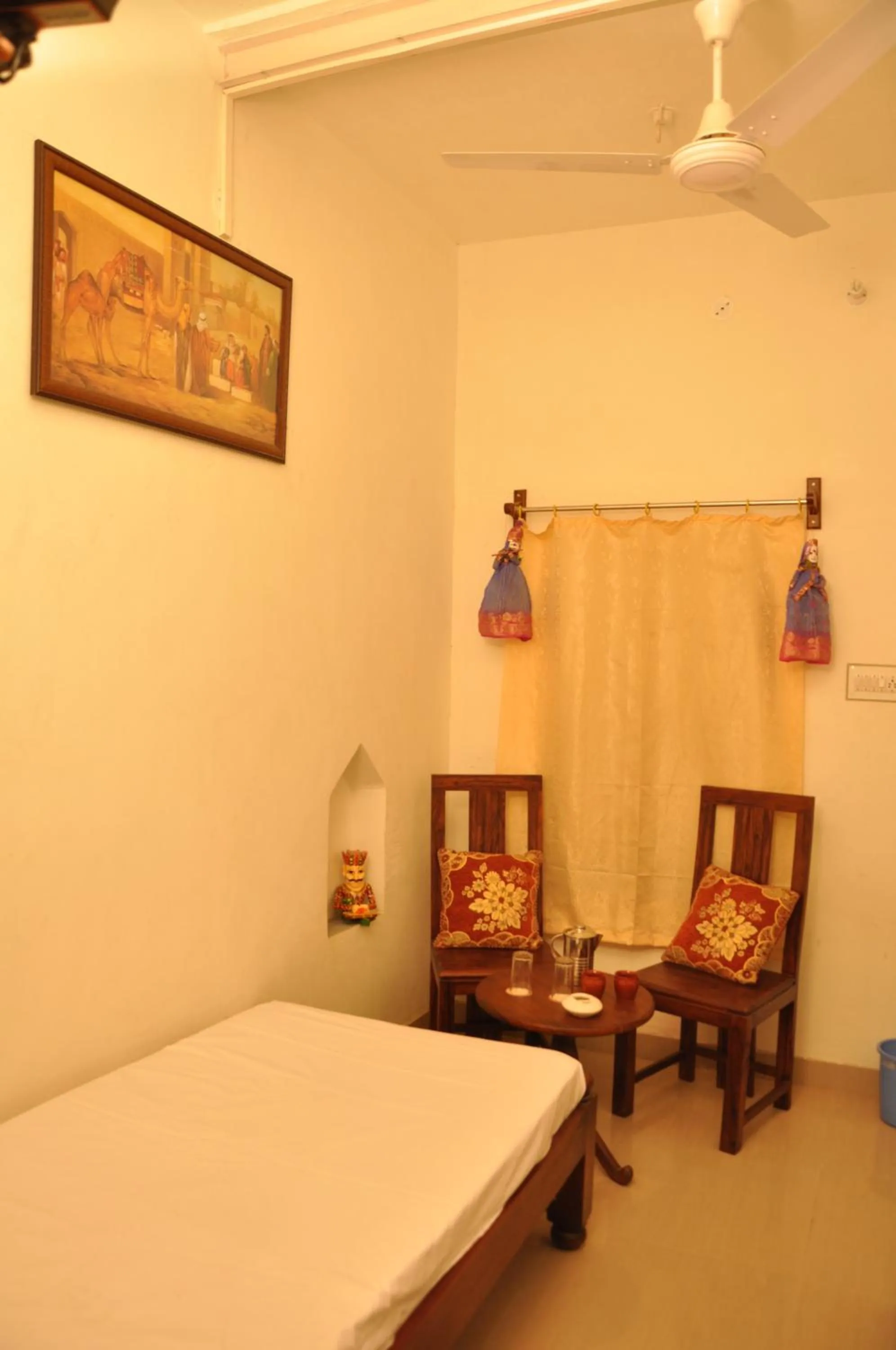 Bed in Hotel Mandawa Palace And Restaurent