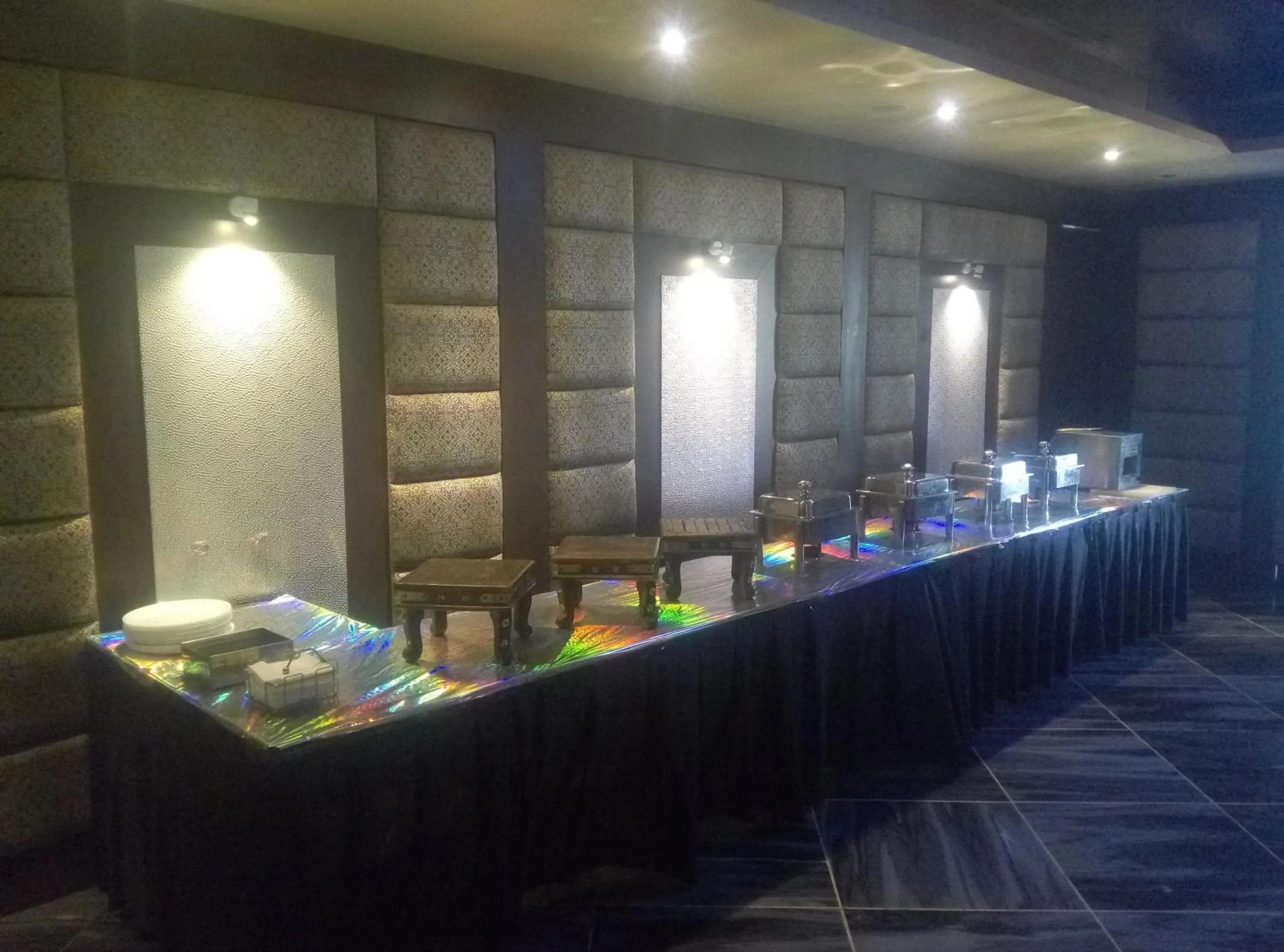 Breakfast in Hotel Mittal Paradise