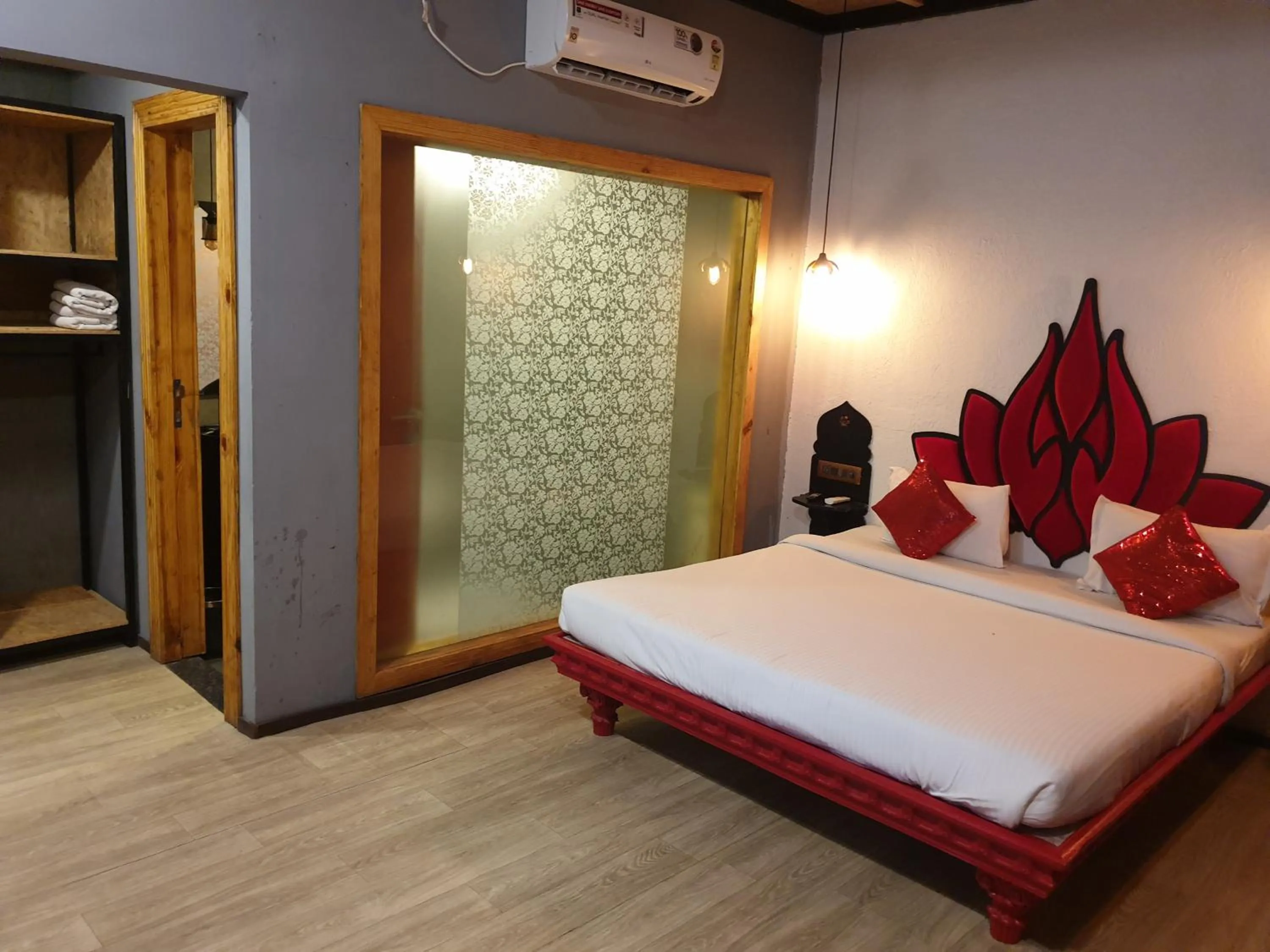 Bed in Hotel Mittal Paradise