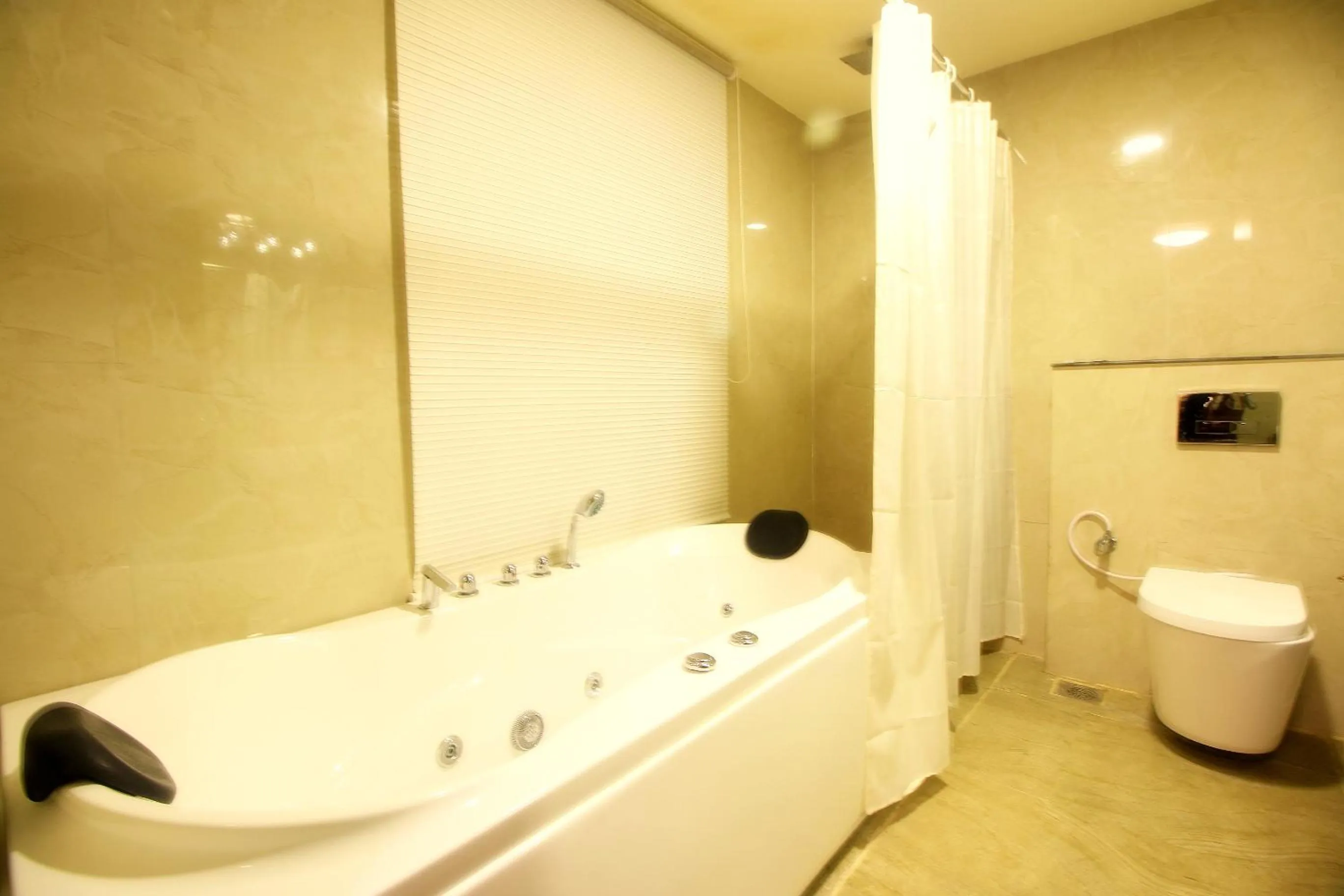 Bathroom in Hotel Mittal Paradise