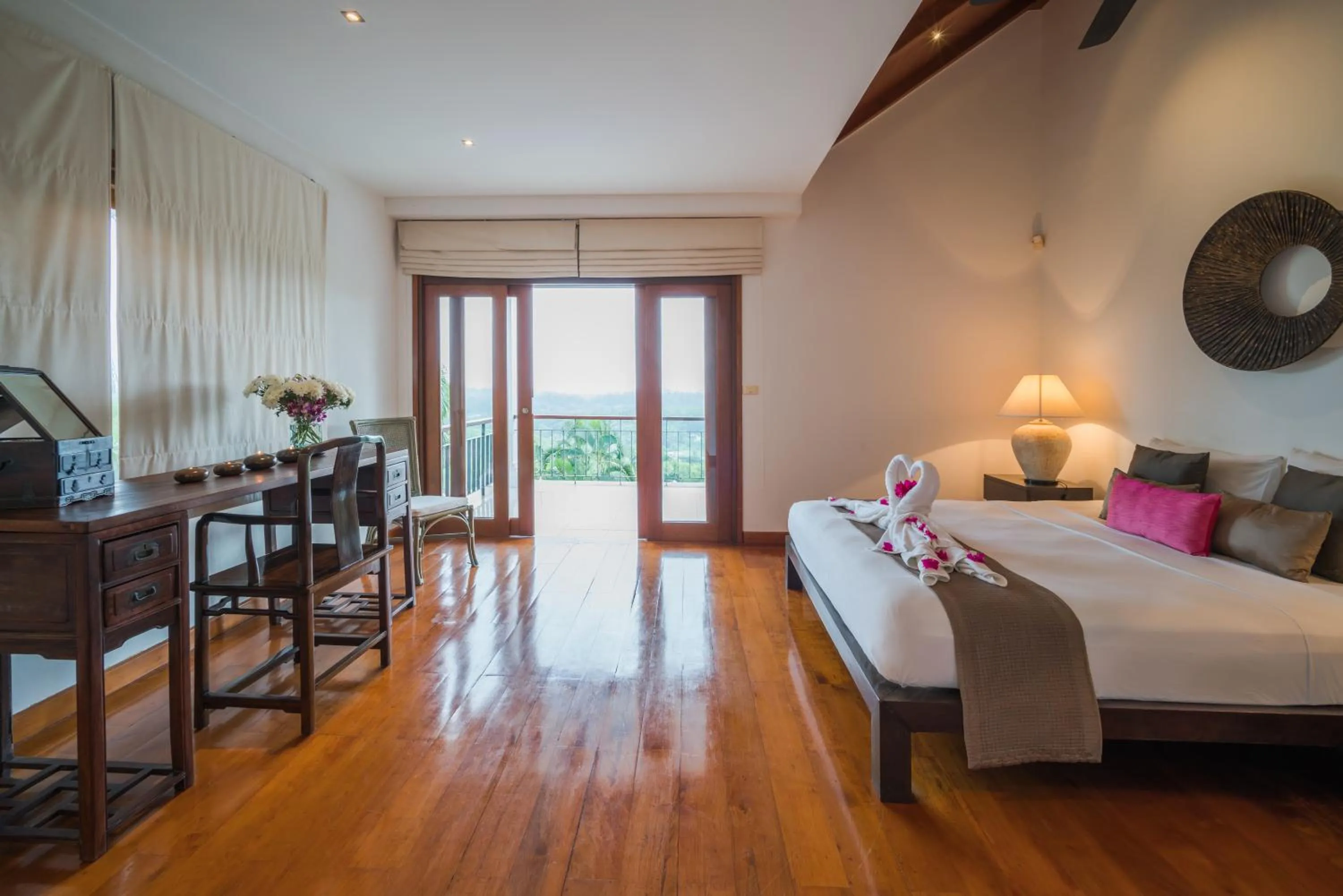 Bed in Vichuda Hills by RESAVA