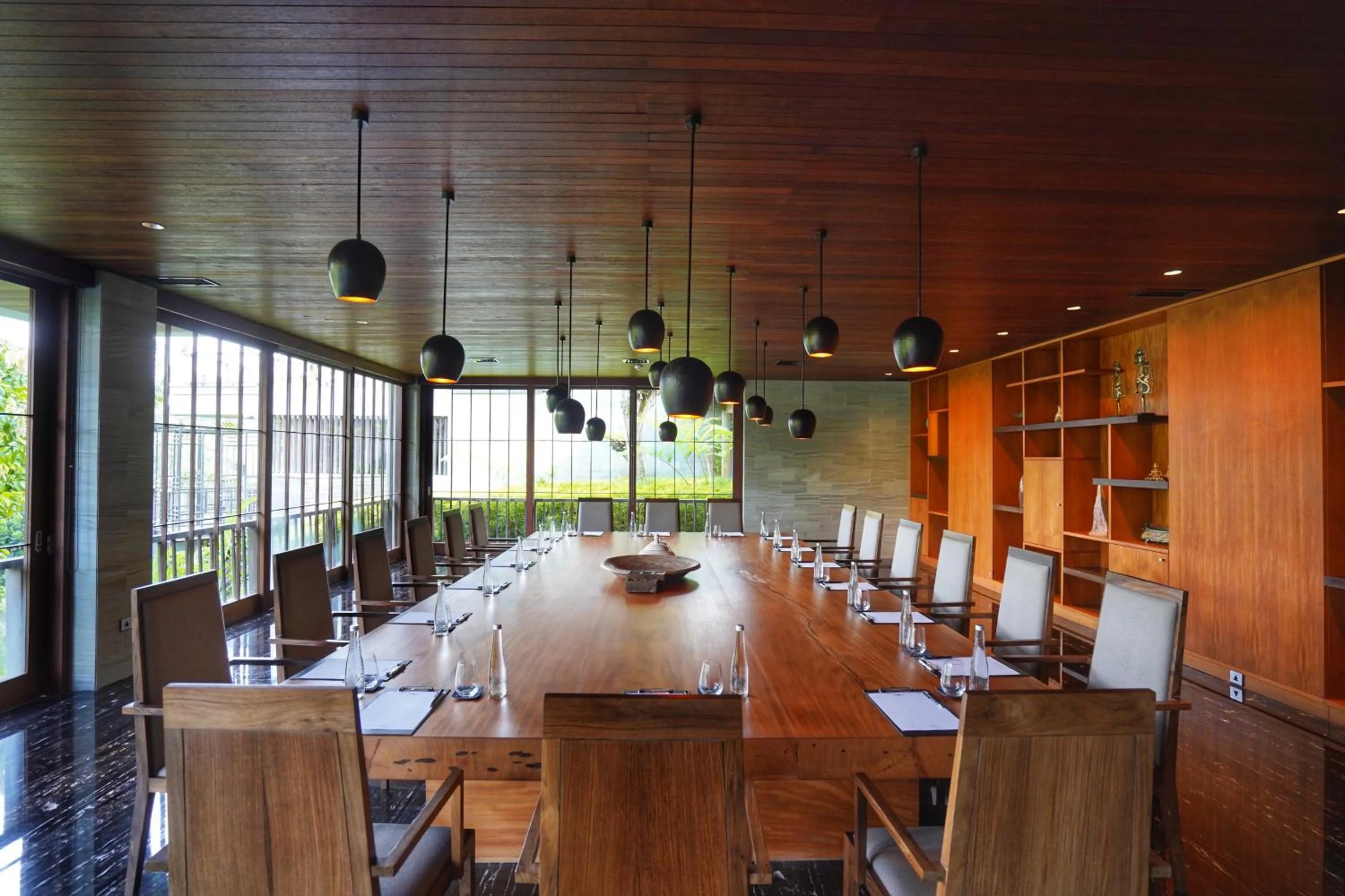 Meeting/conference room in Hoshinoya Bali