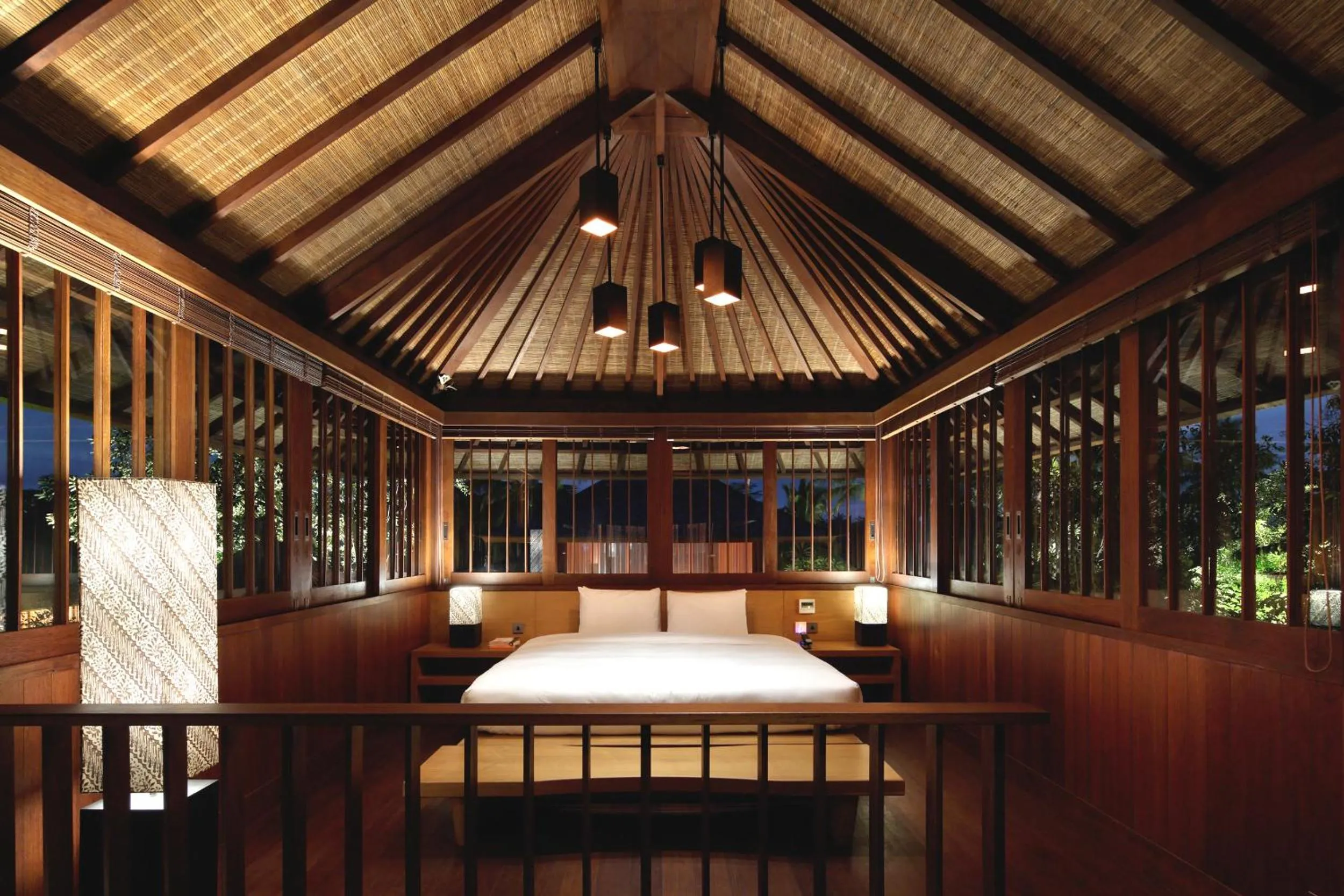 Bed in Hoshinoya Bali