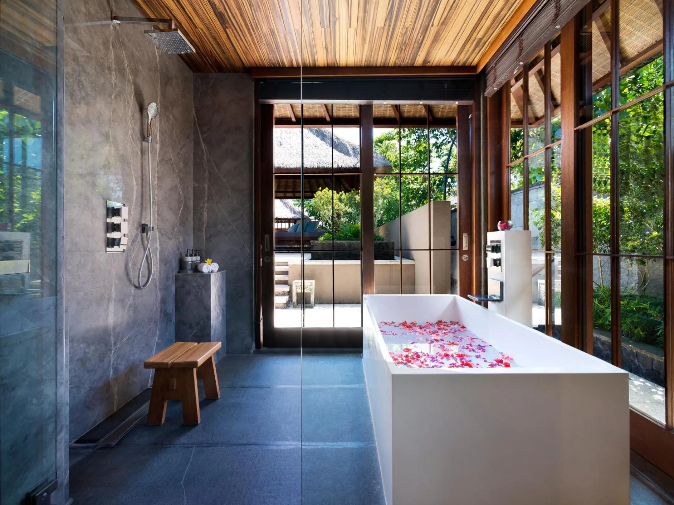 Bathroom in Hoshinoya Bali