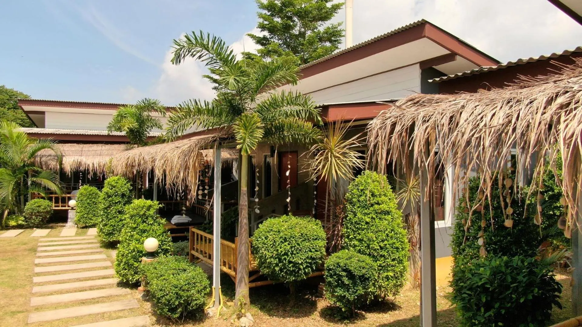 Patio in Popular Lanta Resort