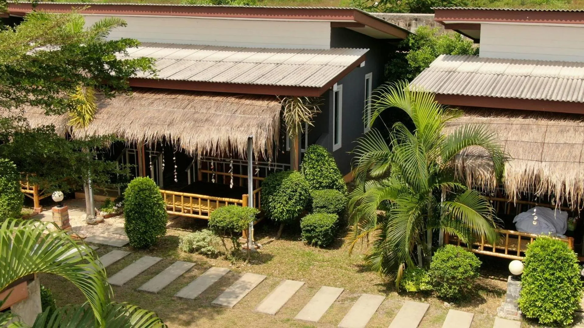 Garden in Popular Lanta Resort