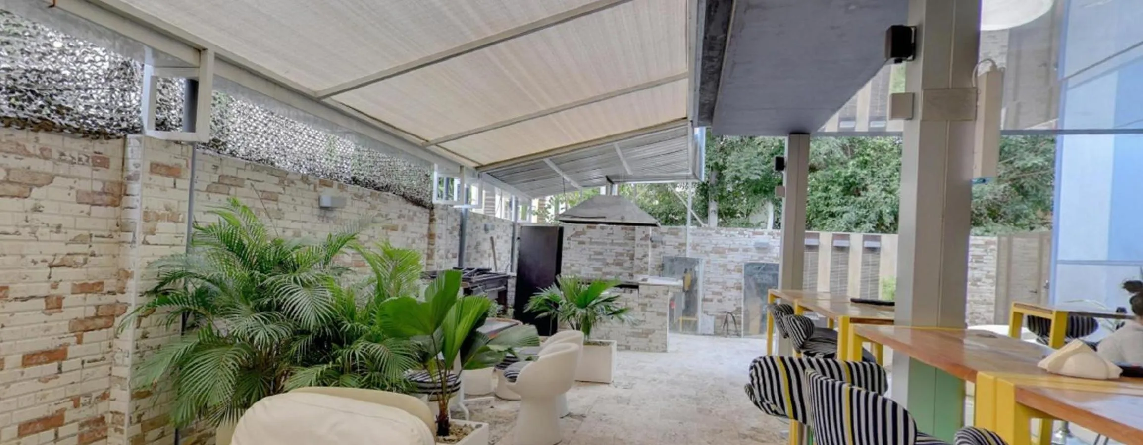 Balcony/Terrace in SV Chrome