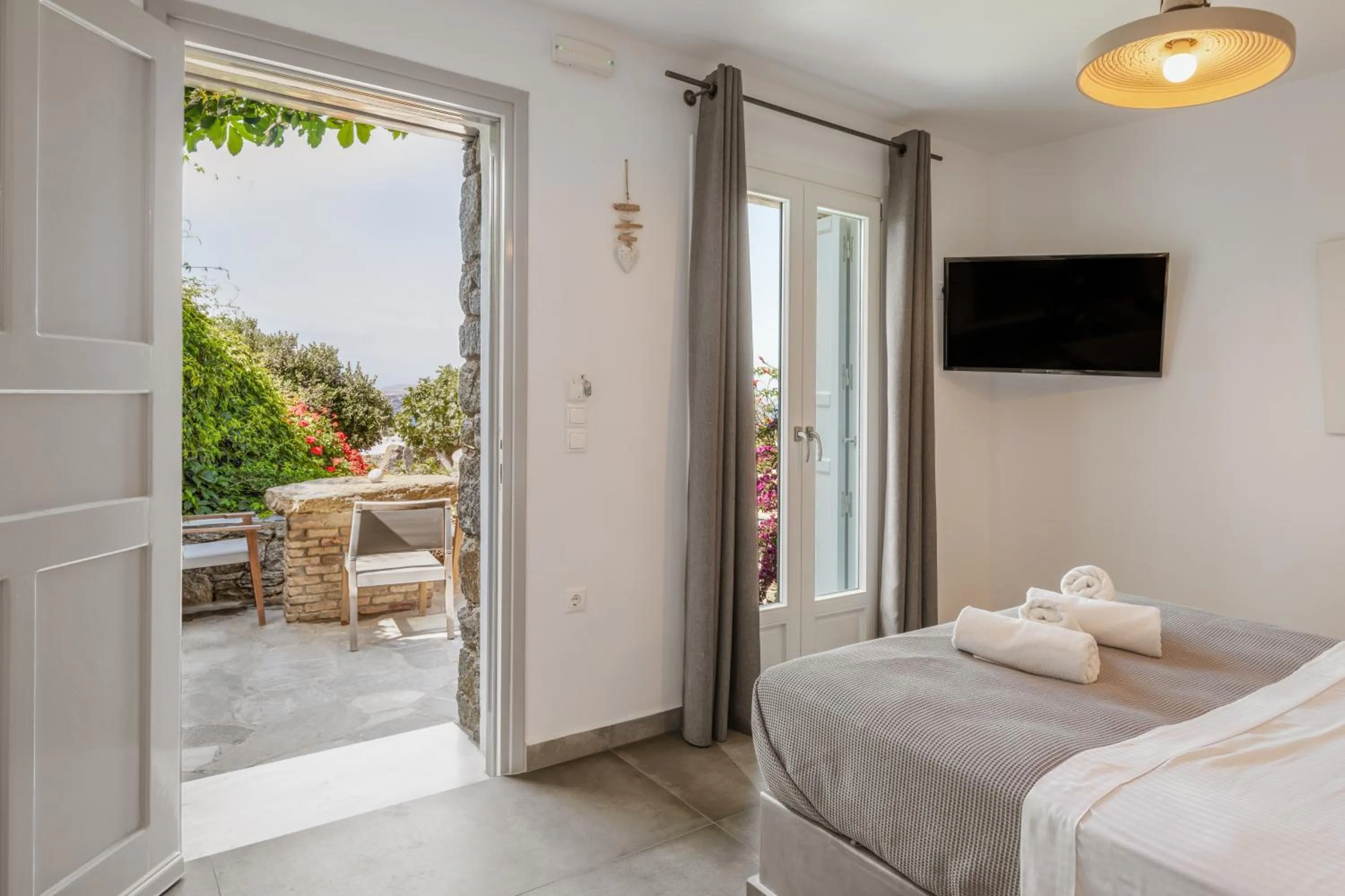 Aletro Cottage Houses