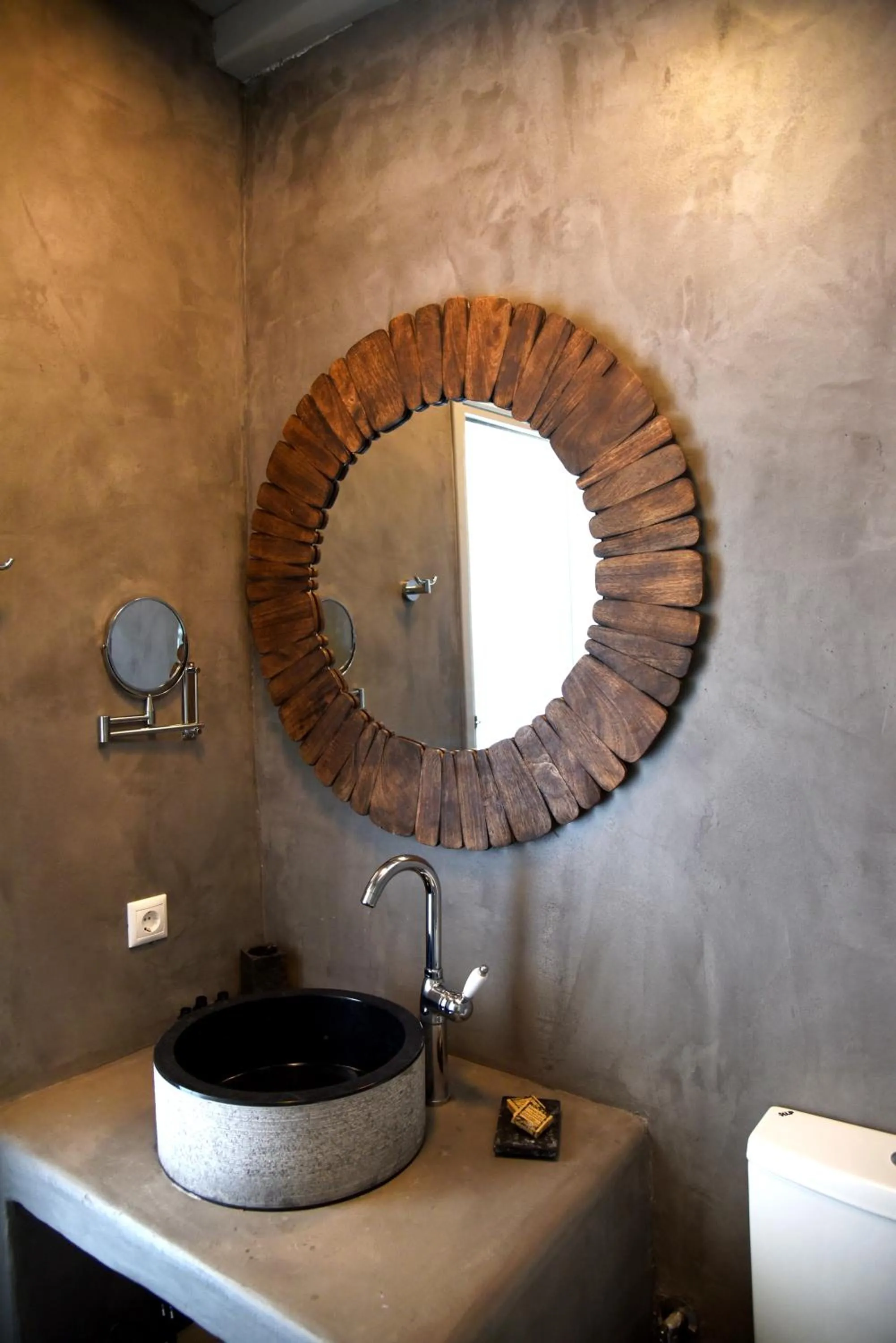 Aletro Cottage Houses