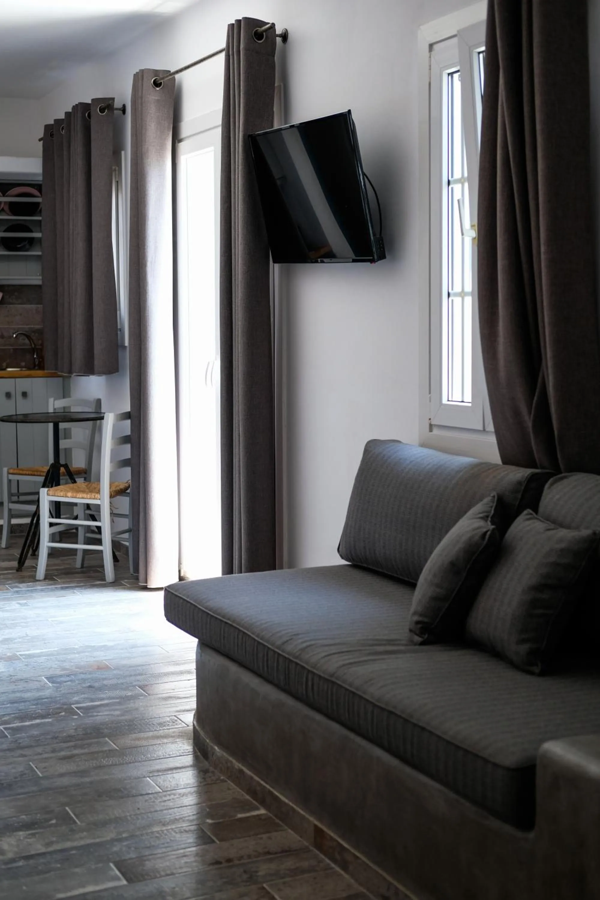 Aletro Cottage Houses