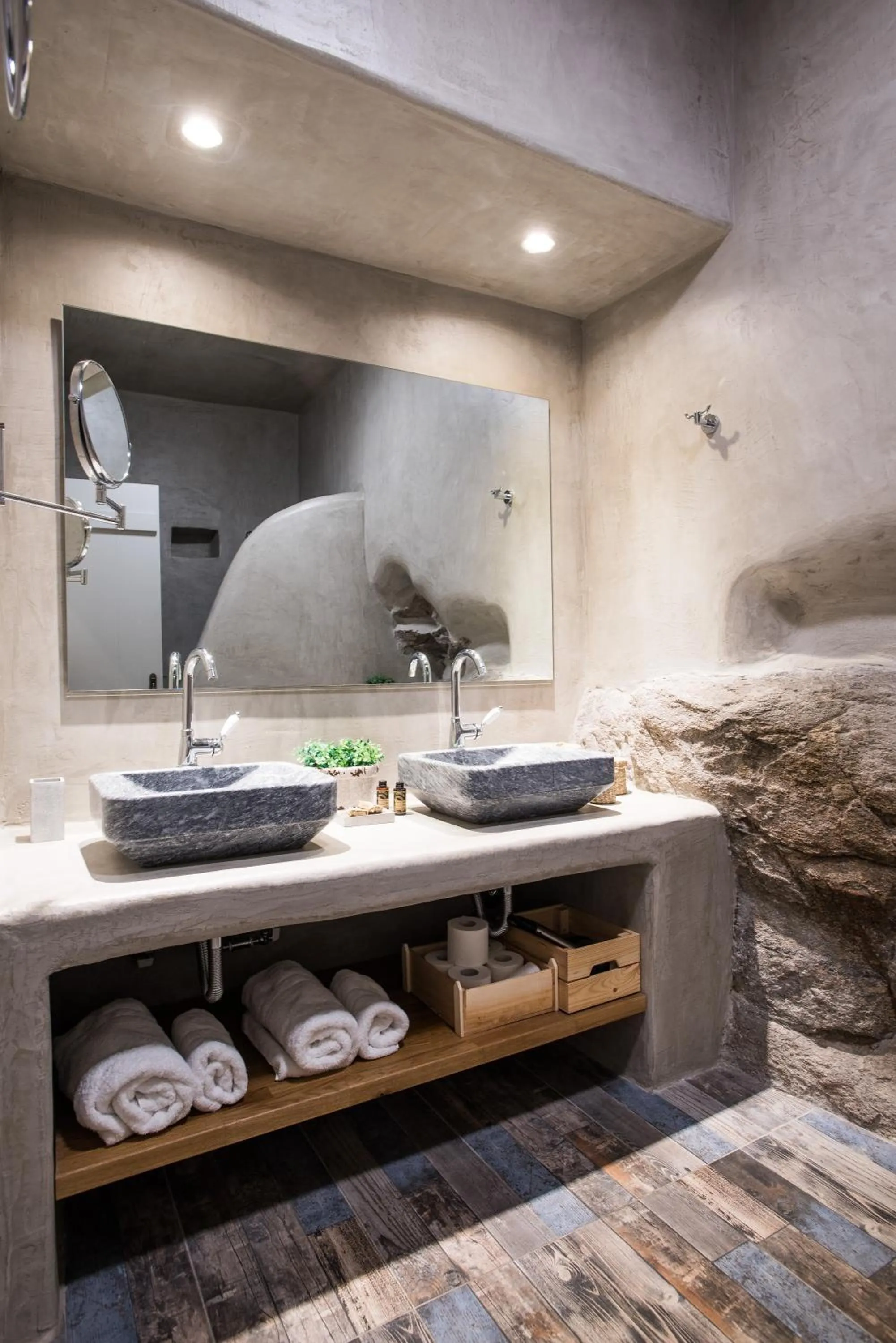 Bathroom in Aletro Cottage Houses