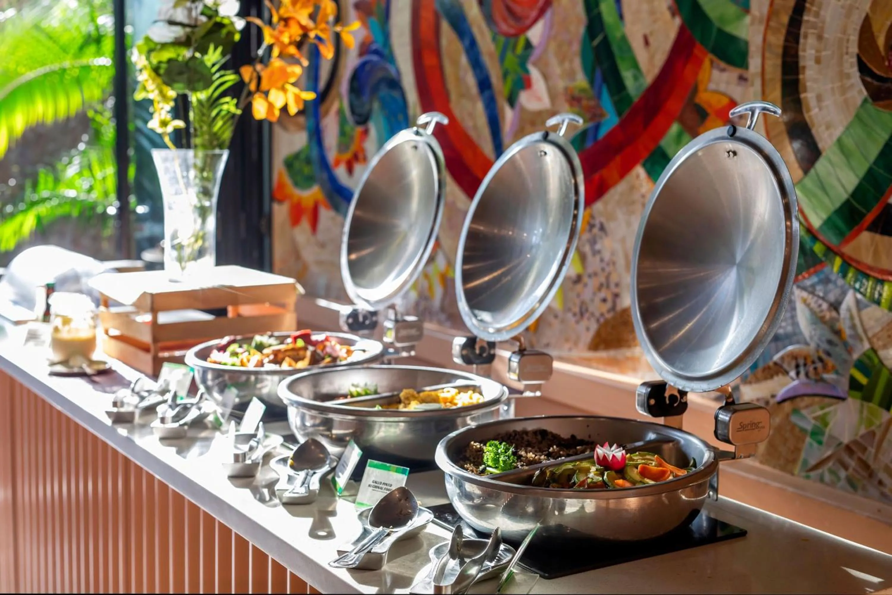 Restaurant/places to eat in Holiday Inn San Jose La Sabana by IHG