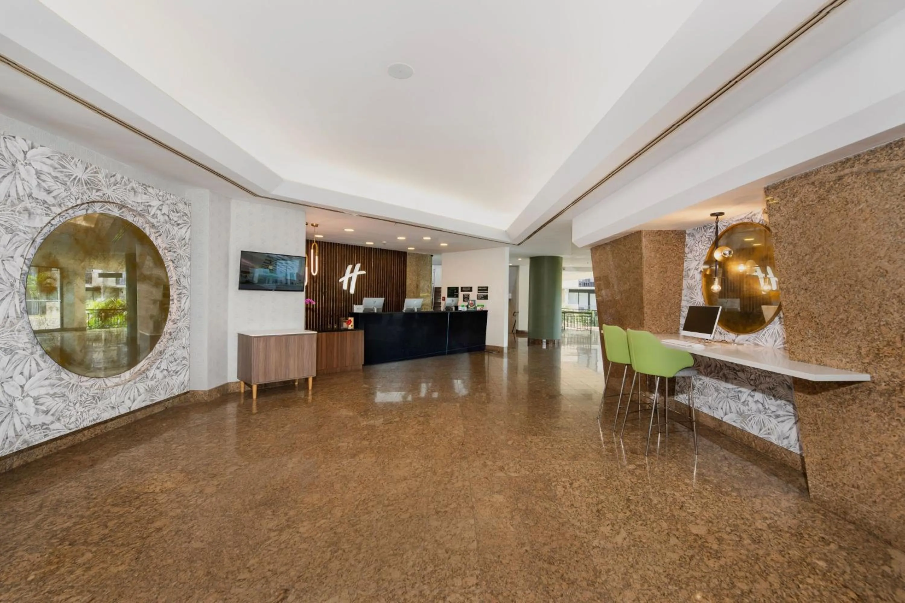 Property building in Holiday Inn San Jose La Sabana by IHG