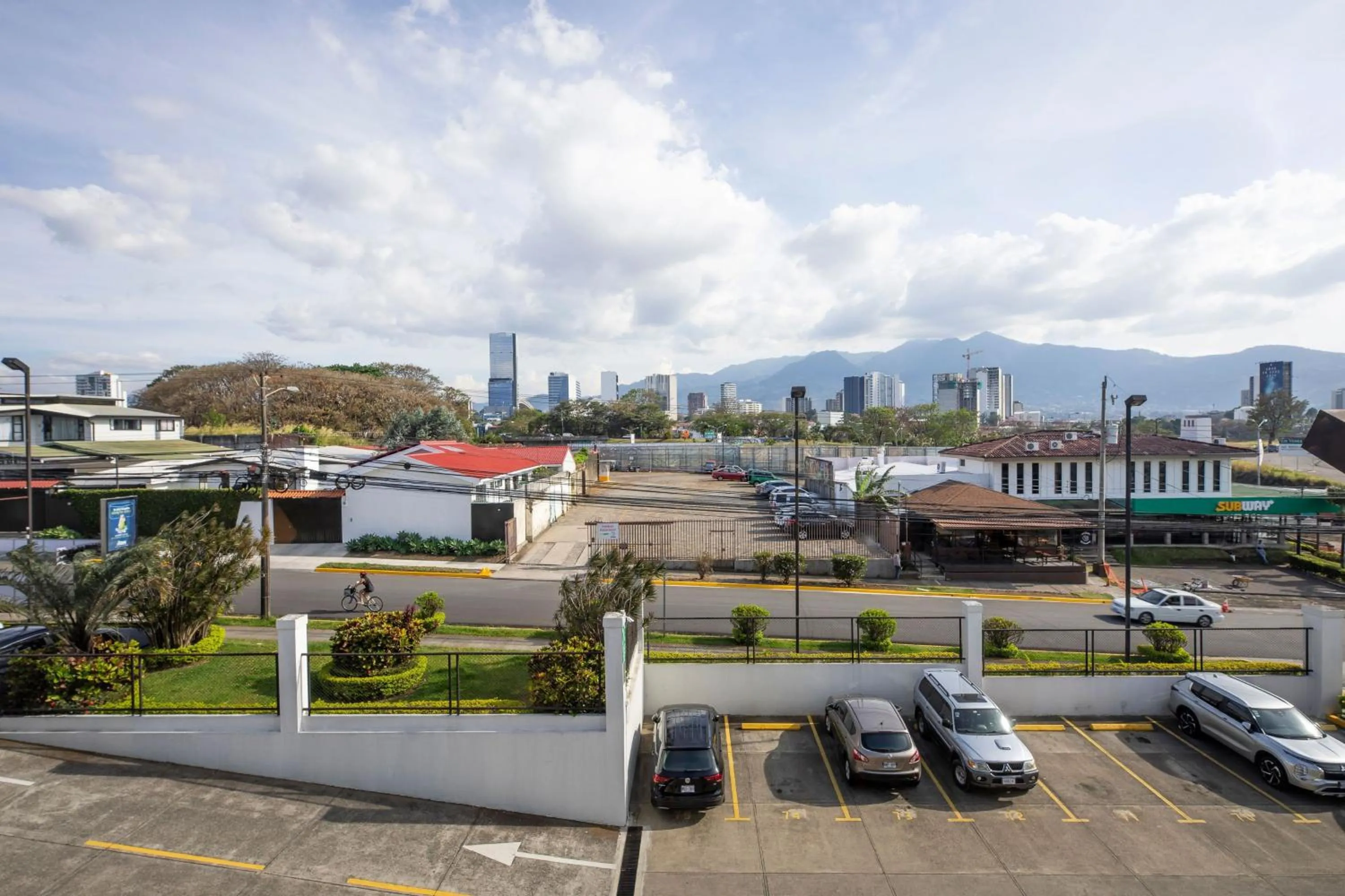 Photo of the whole room in Holiday Inn San Jose La Sabana by IHG
