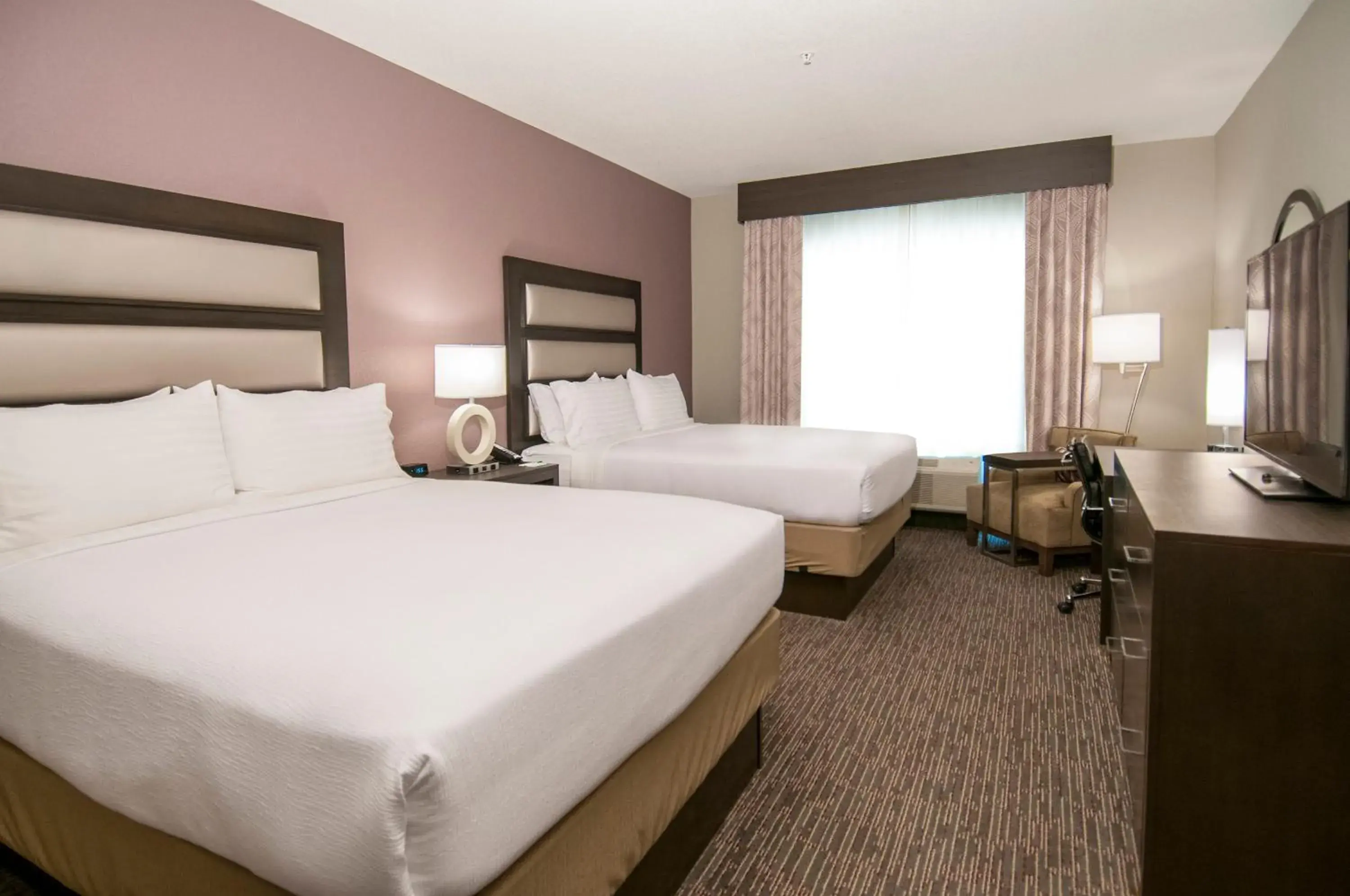 Standard Queen Room with Two Queen Beds in Holiday Inn - New Orleans Airport North by IHG Standard Queen Room with Two Queen Beds in Holiday Inn - New Orleans Airport North by IHG