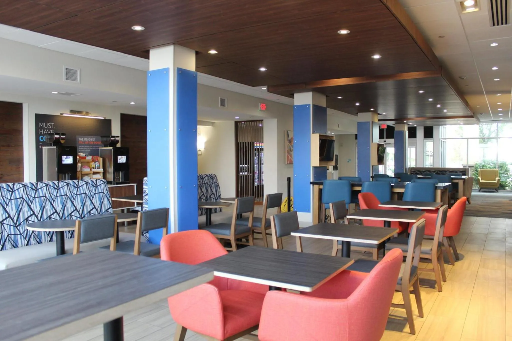 Breakfast in Holiday Inn Express & Suites - Roswell by IHG