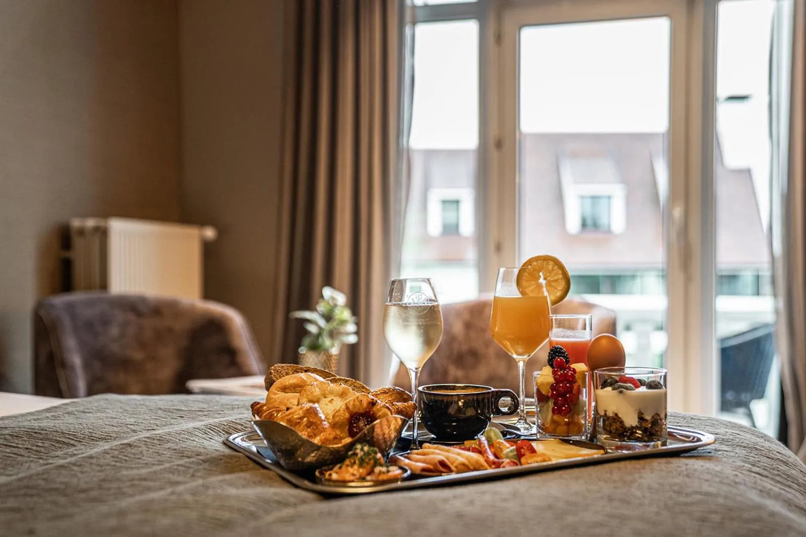 Food, Bed in Hotel Britannia