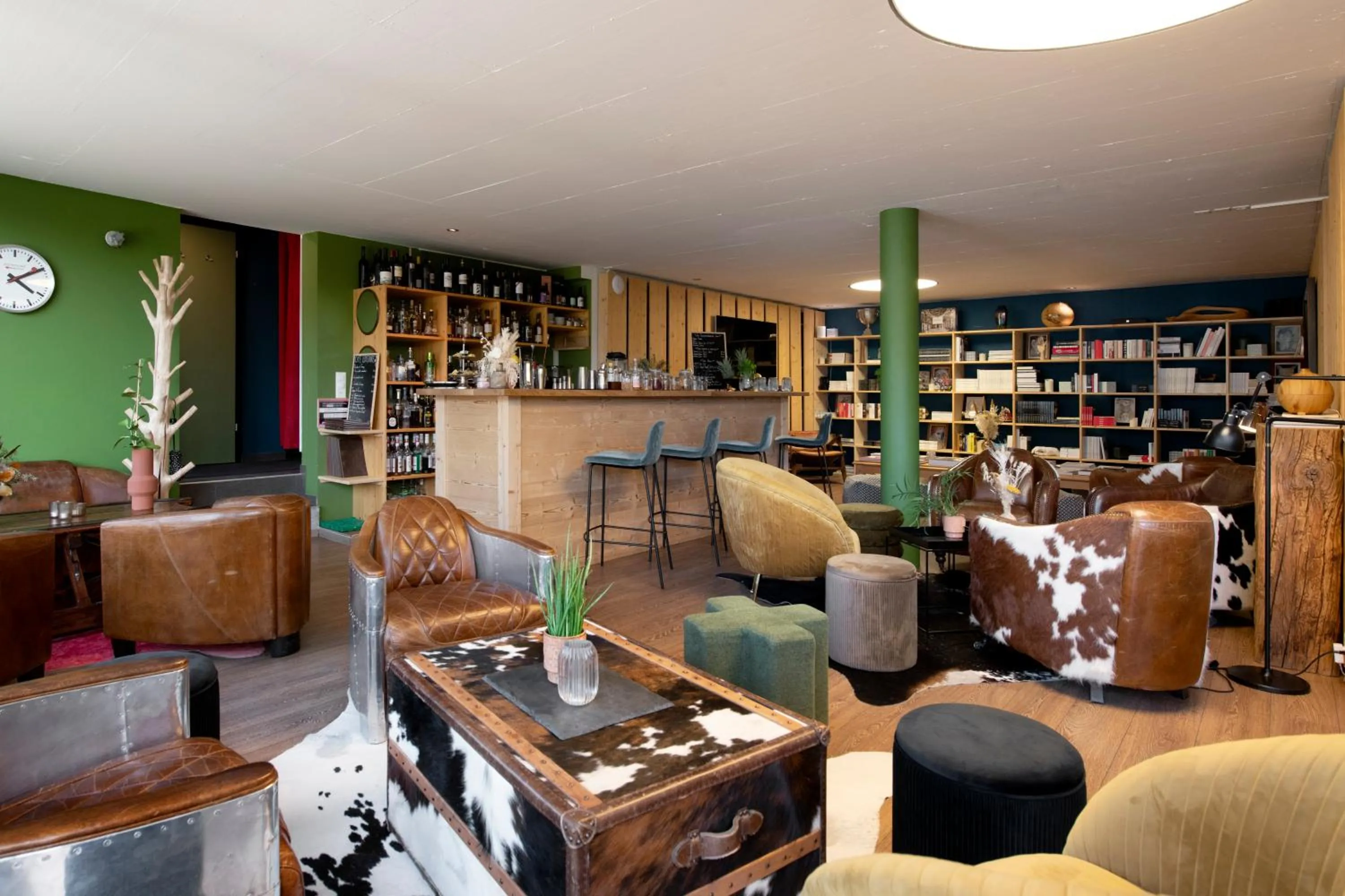 Lounge or bar in Les Mazots du Clos