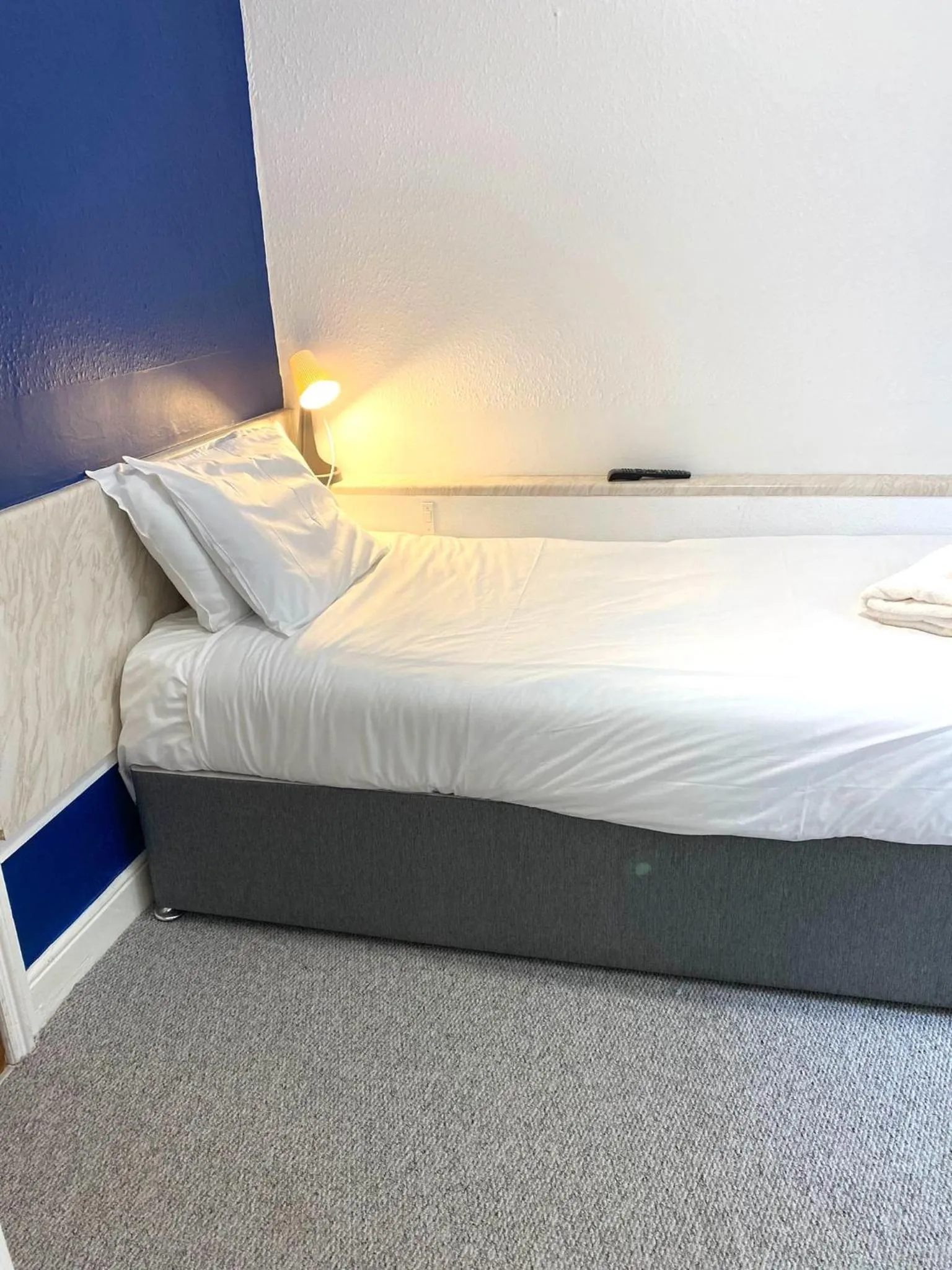 Bedroom, Bed in The Regency Hotel