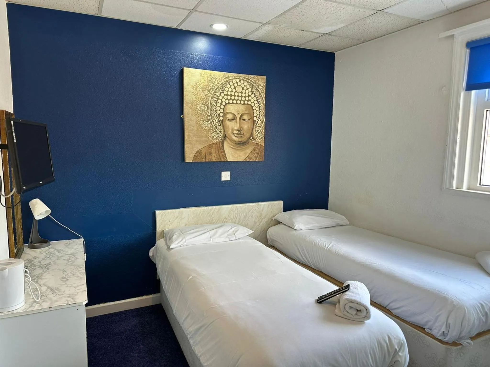 Bedroom, Bed in The Regency Hotel