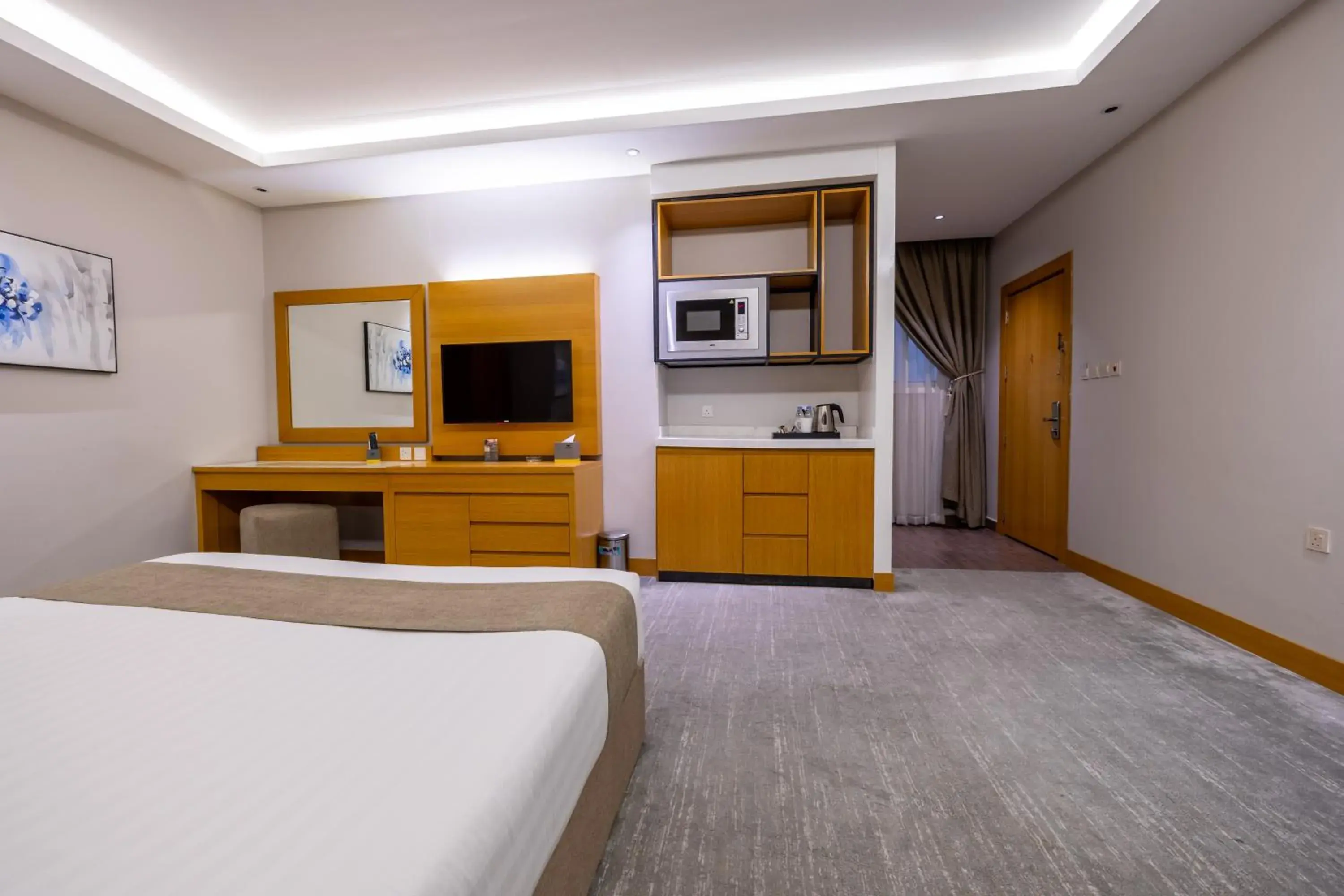 One-Bedroom Apartment in Al Muahidb Residence Al Takhasossi 4 One-Bedroom Apartment in Al Muahidb Residence Al Takhasossi 4