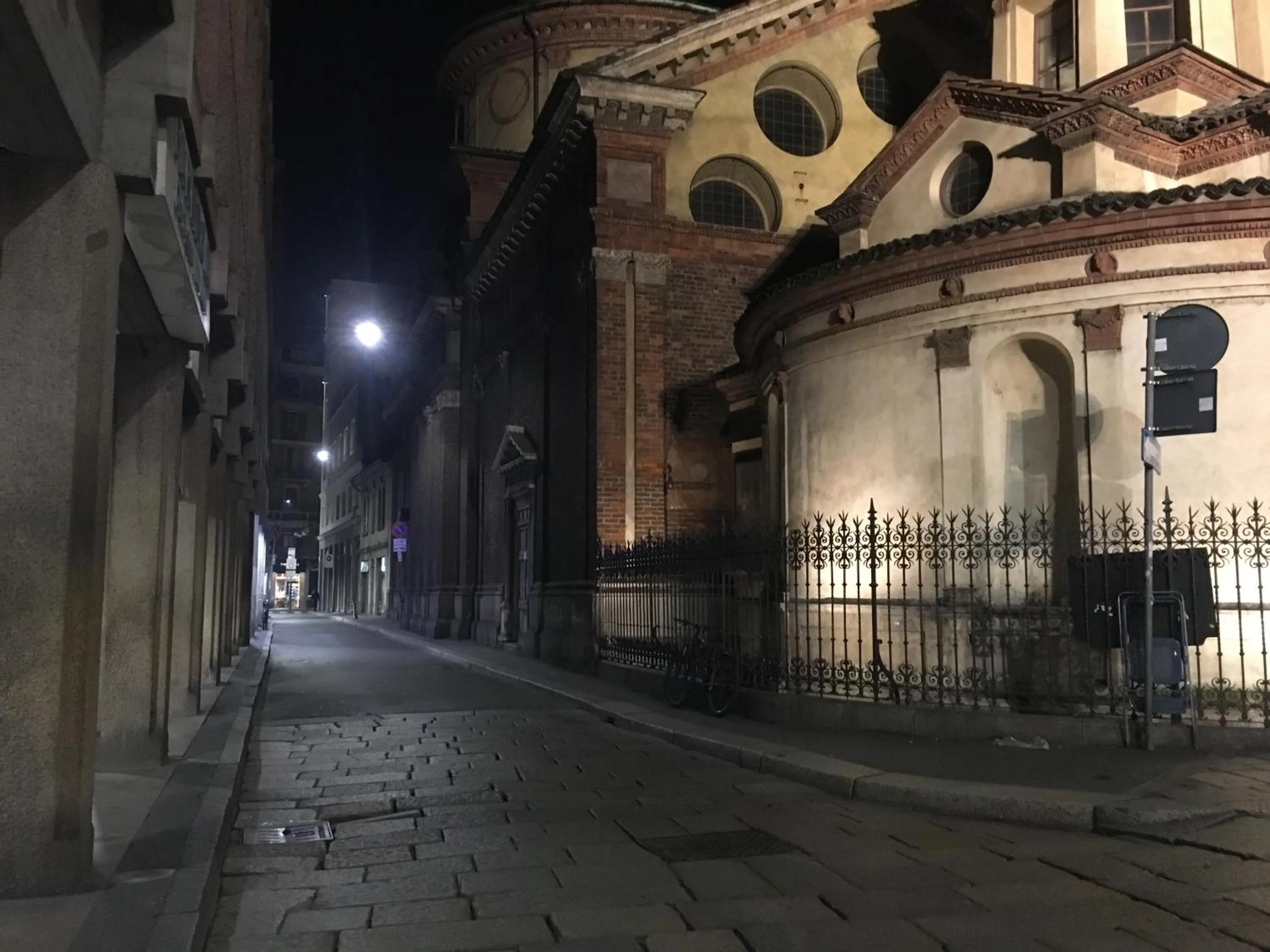 Facade/entrance in Kibilù - Via Falcone - City Centre - Duomo