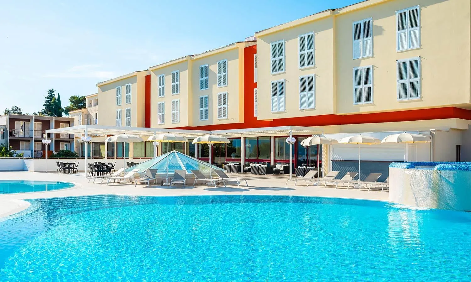 Property building in Marko Polo Maradiso Hotel by Aminess