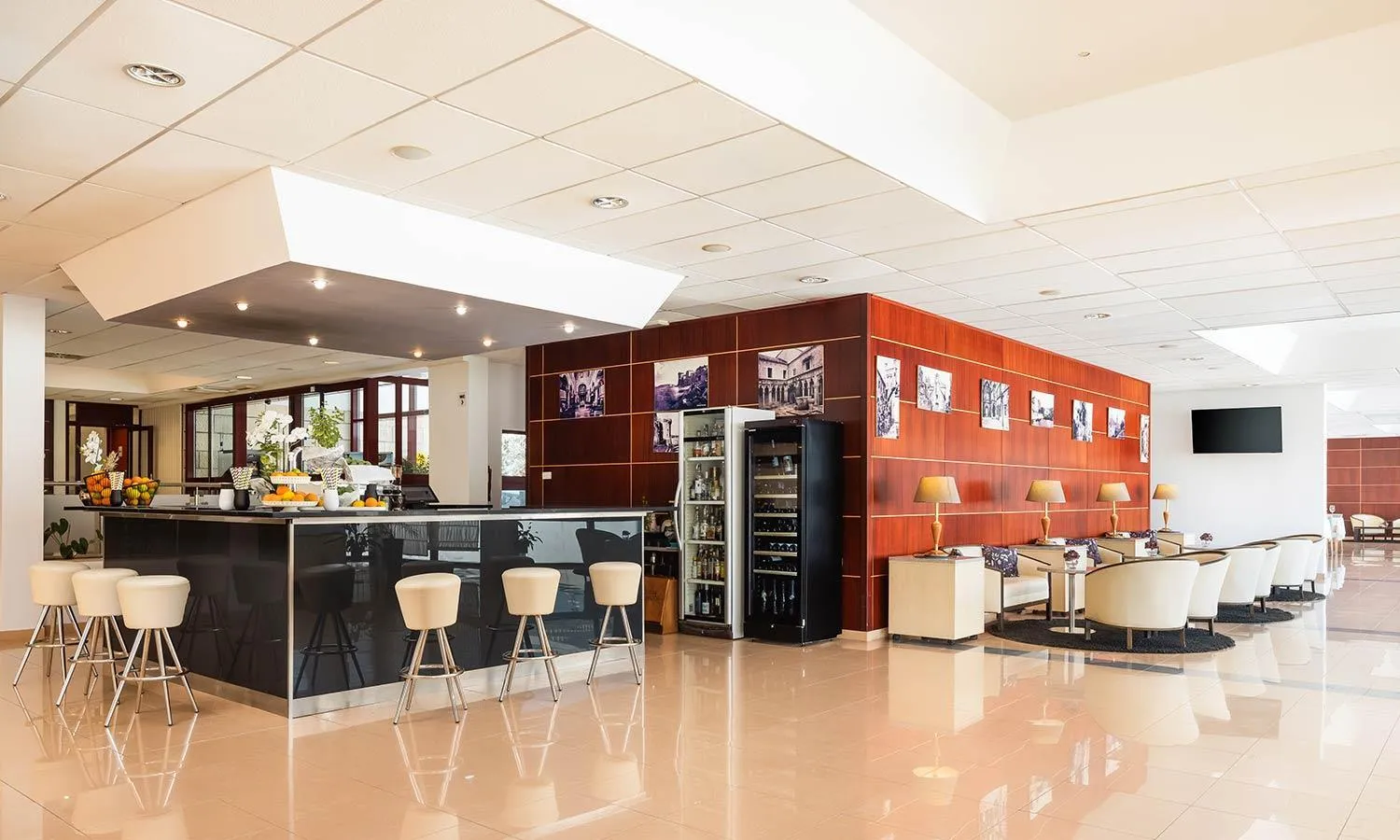 TV and multimedia in Marko Polo Maradiso Hotel by Aminess