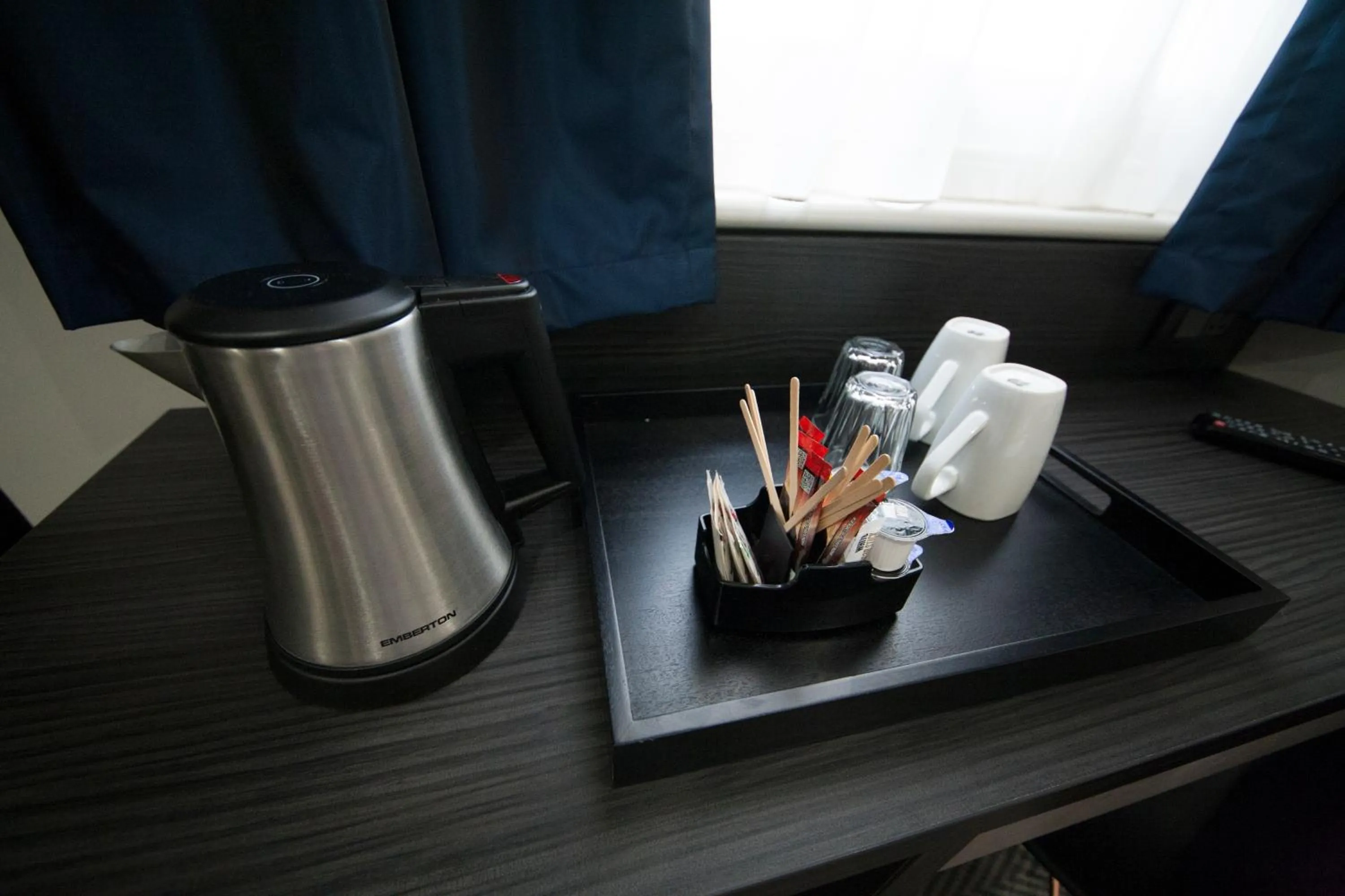 Coffee/tea facilities in The House of Toby