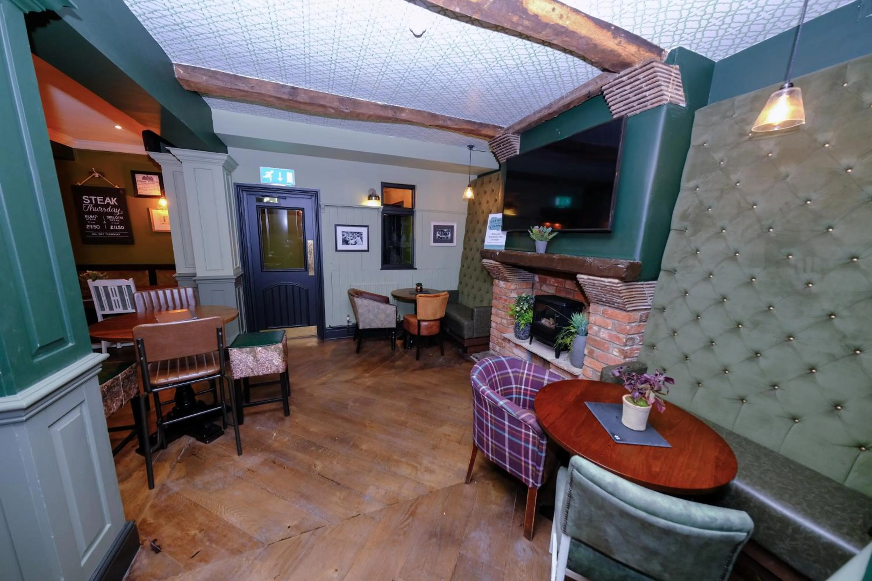 Restaurant/places to eat in Governors House by Greene King Inns