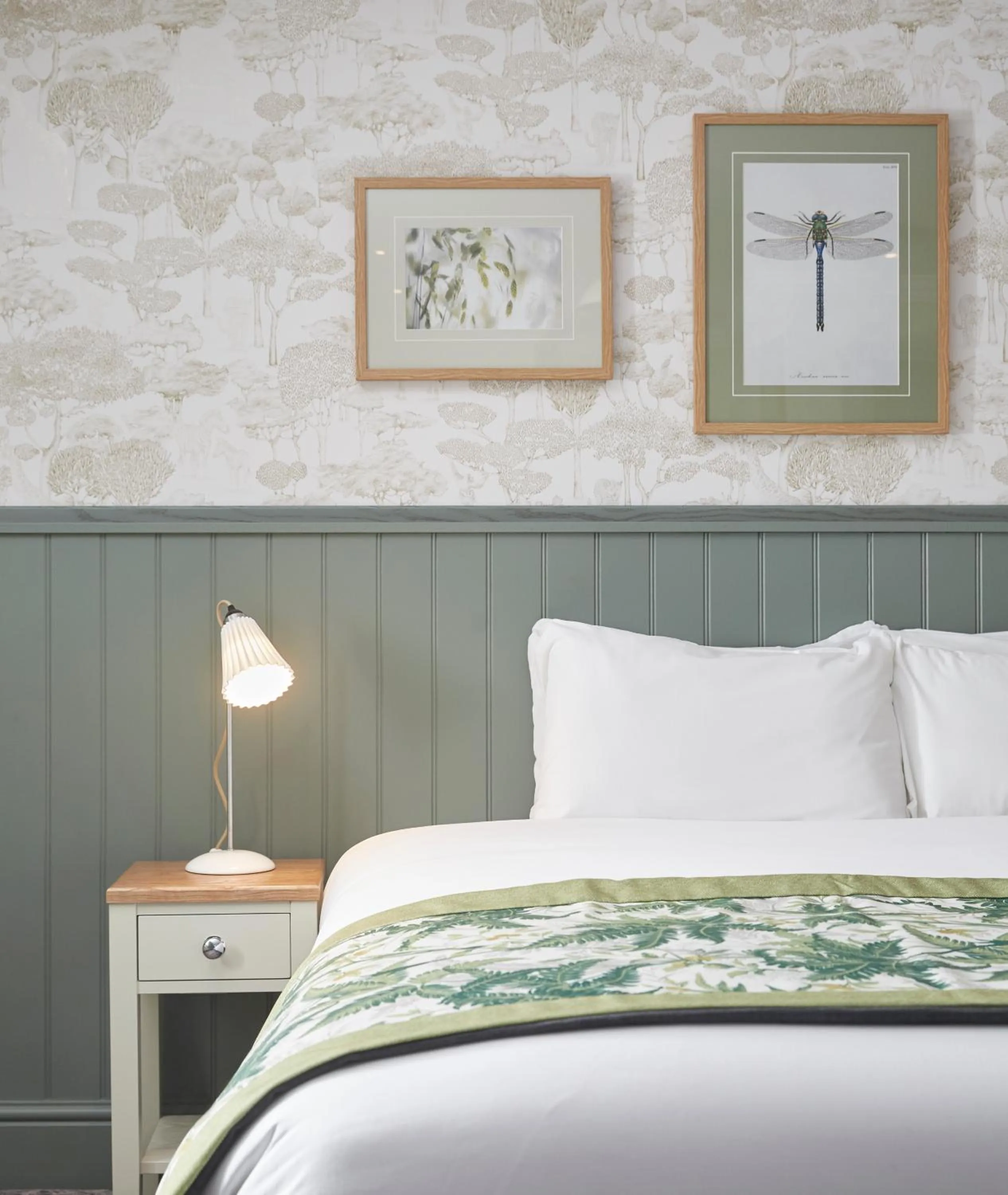 Bed in Governors House by Greene King Inns