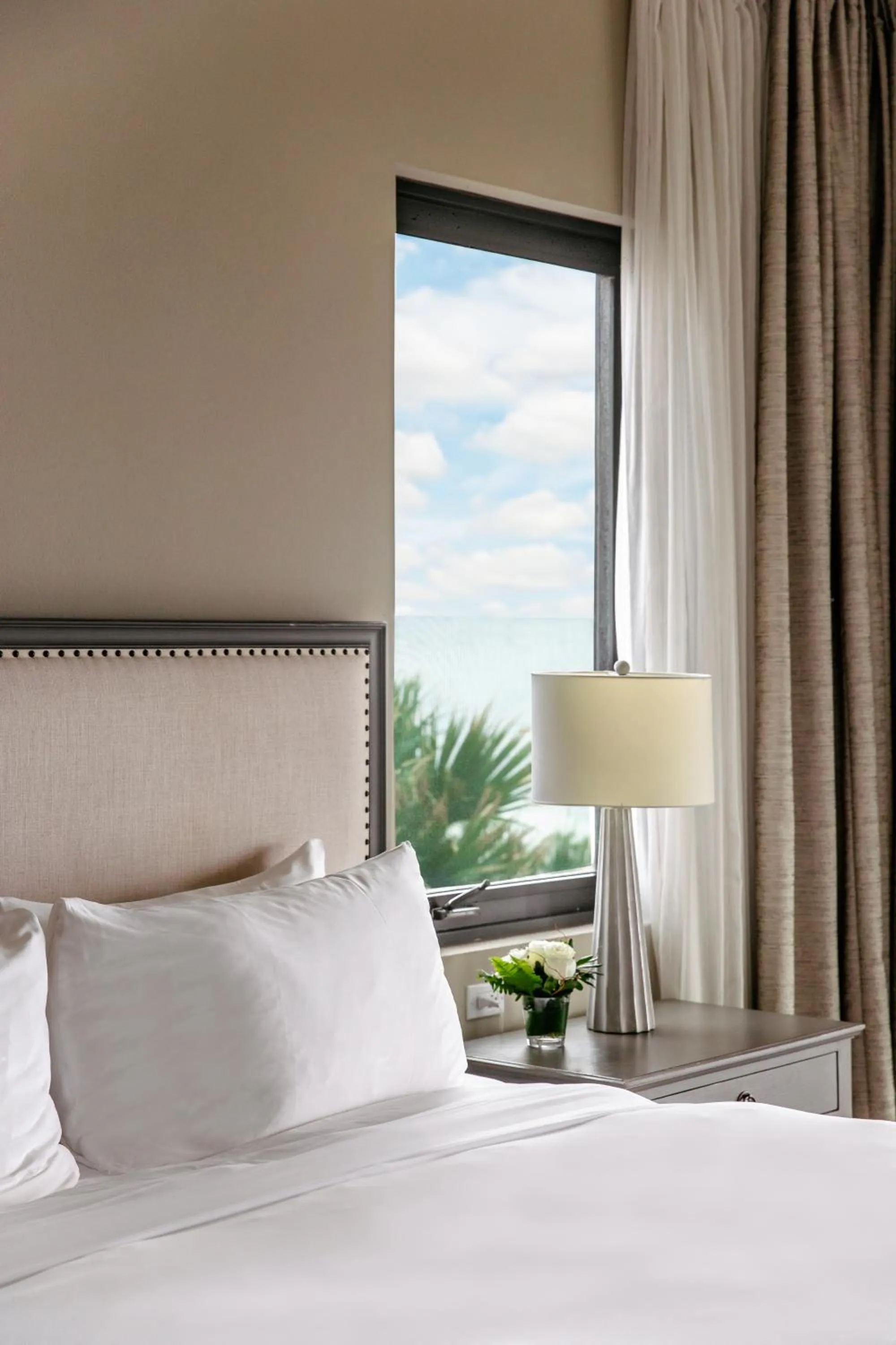 Bed in The Loren at Pink Beach